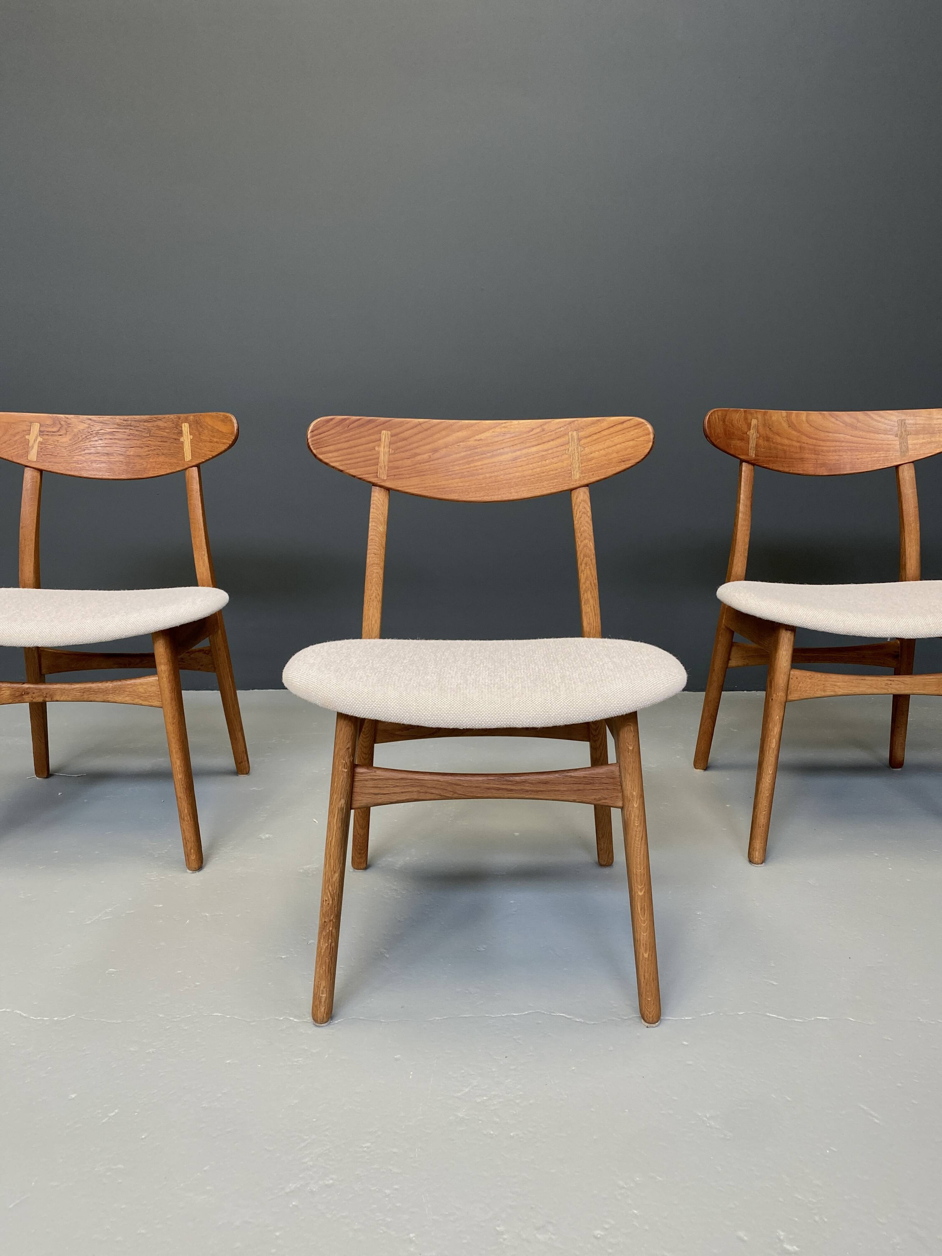 Chaises de salle à manger CH30 de Hans J. Wegner pour CARL HANSEN & SON