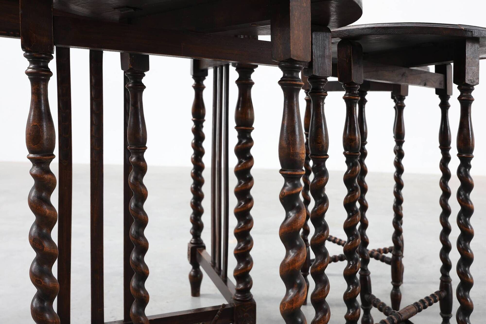 Set of Four Oak Barley Twist Nesting Tables, England, circa 1900n