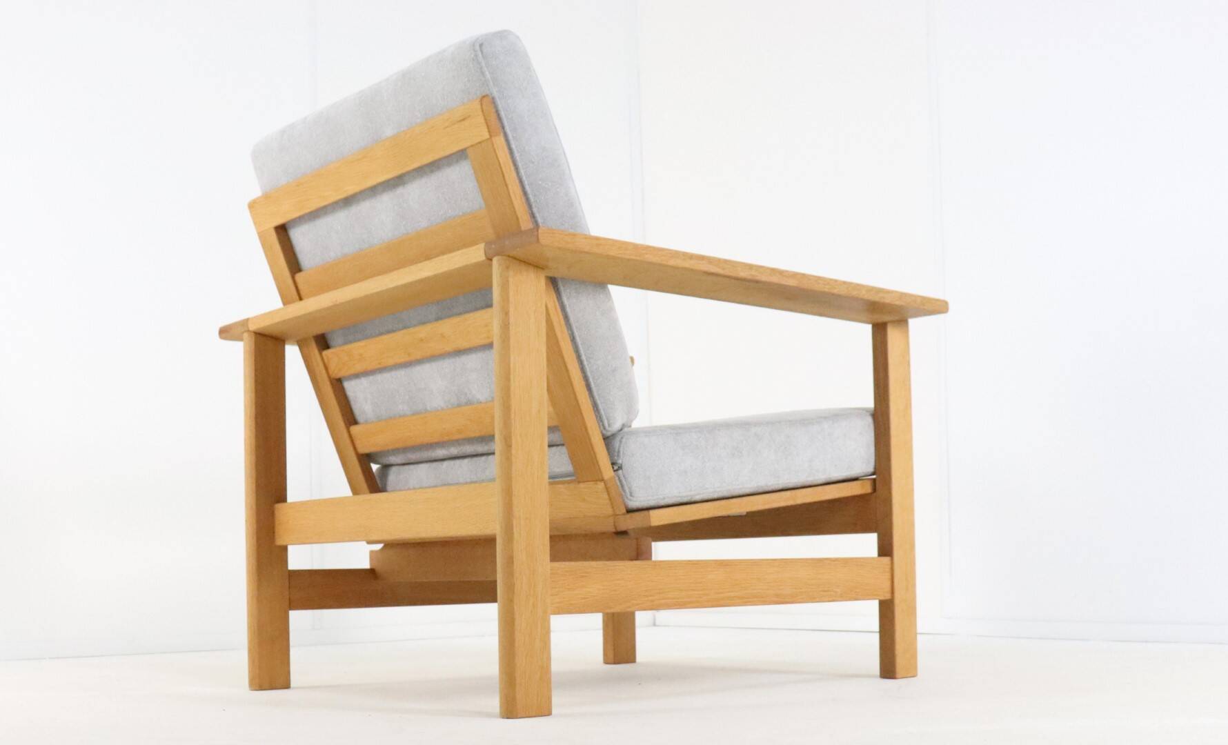 Søren Holst for Frederica Stolefabrik armchair fashion 2551 | 2 pieces in s