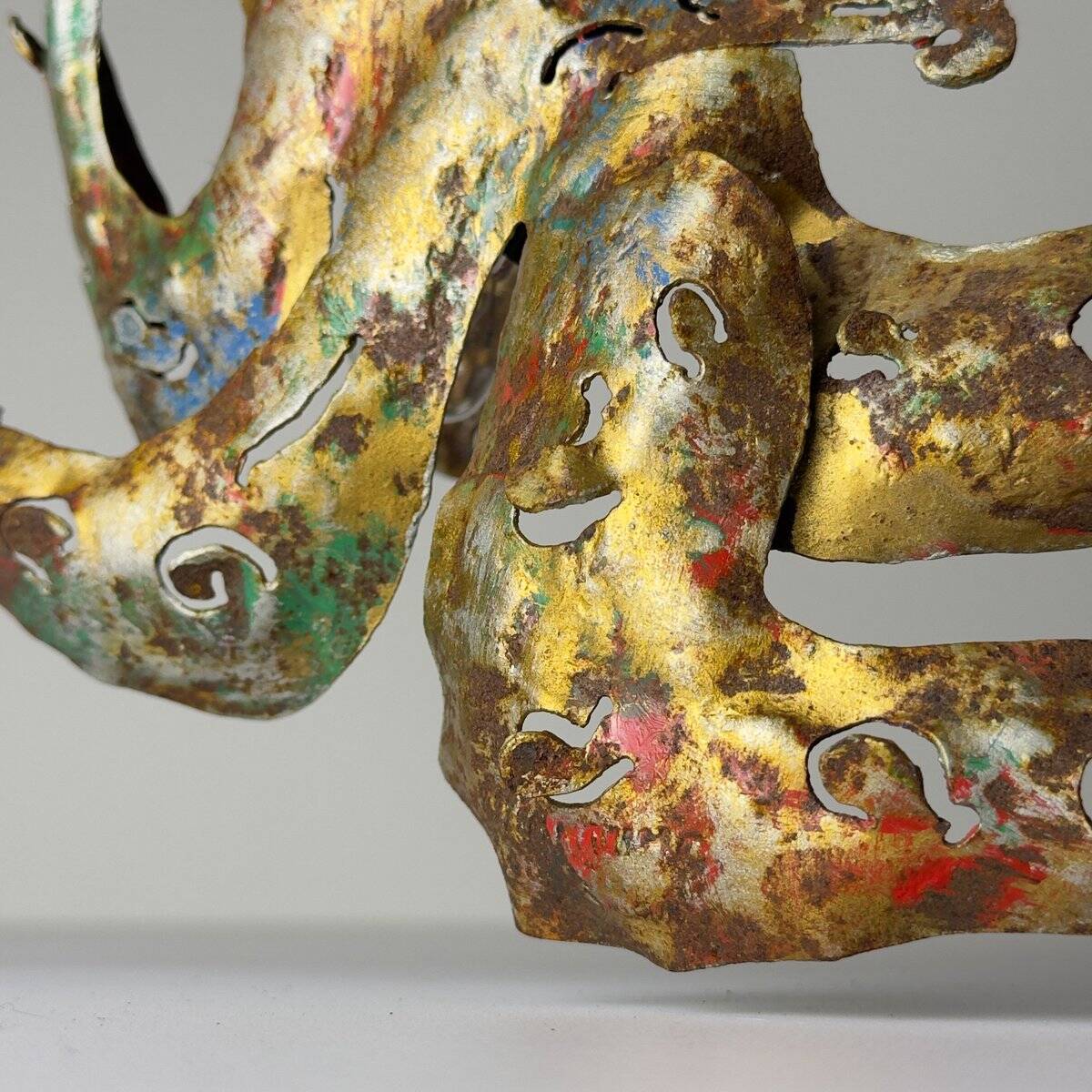 Brutalist metal octopus wall lamp by Salvino Marsura, Italy, 1980s.