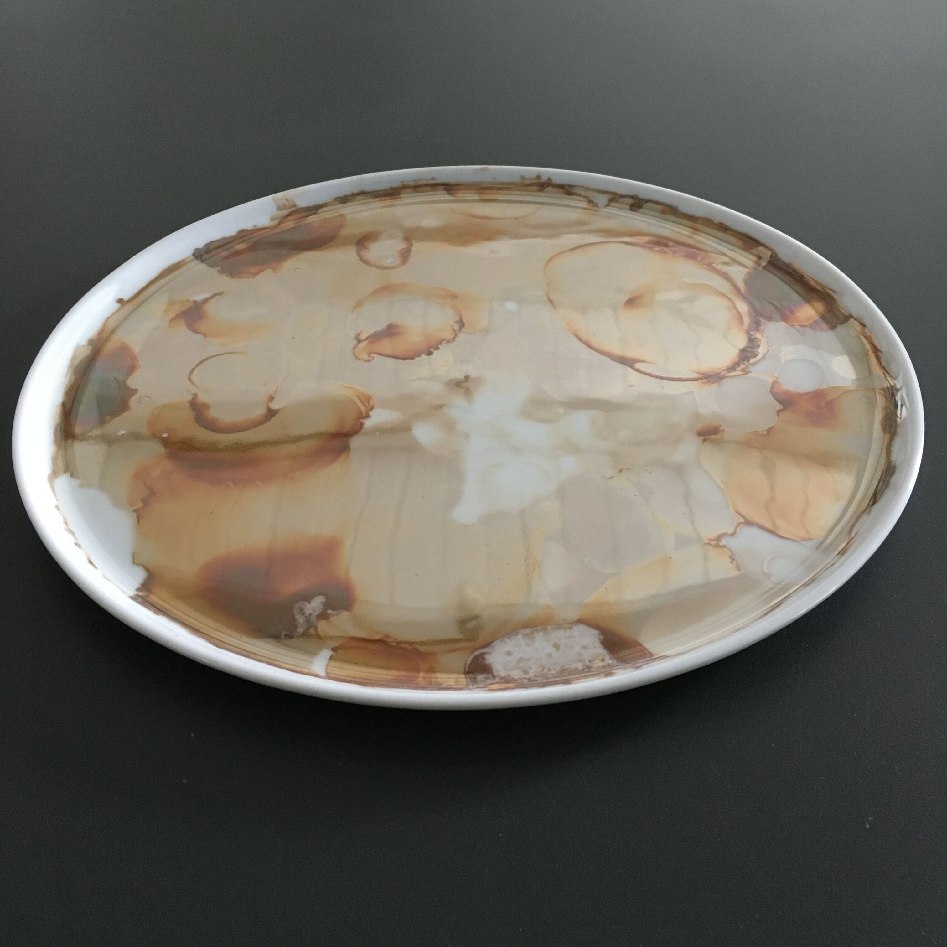 Plat décor oxydé