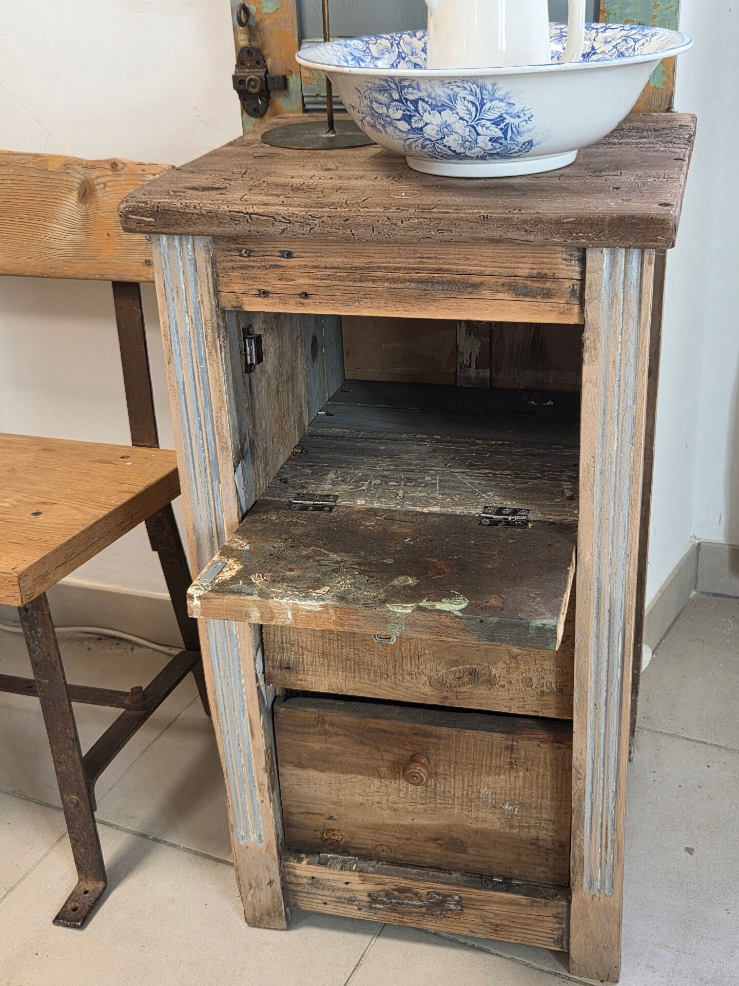 Meuble d'atelier