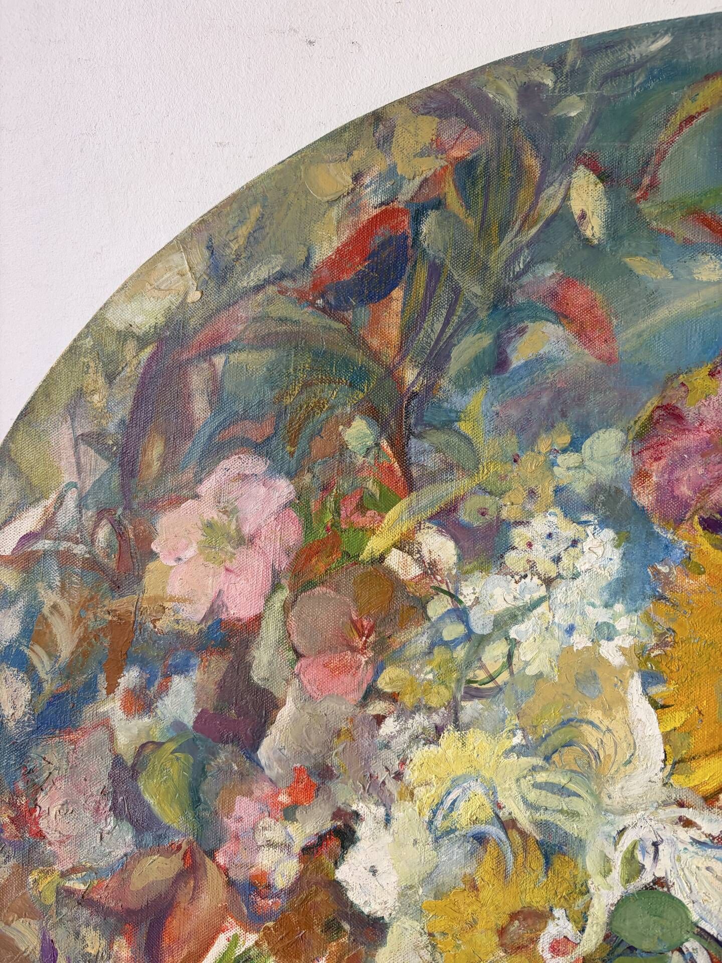 Huile sur toile ovale « Fleurs »