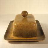 Sandstone butter maker