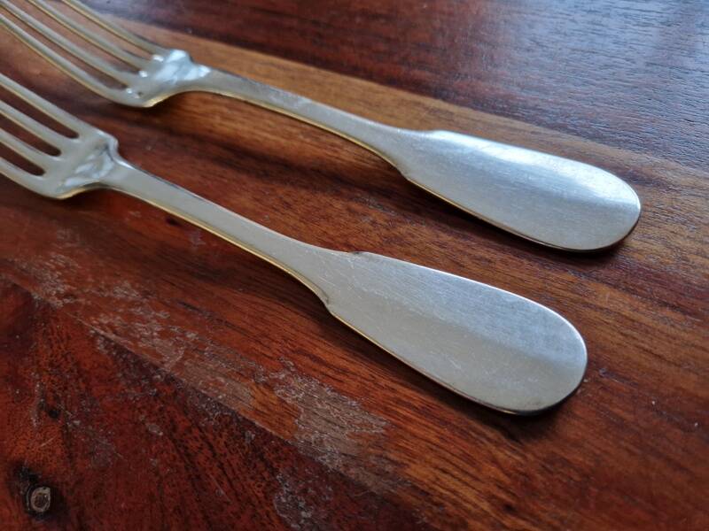 Ravinet d'enfert - 2 table forks model Cluny in silver-plated metal