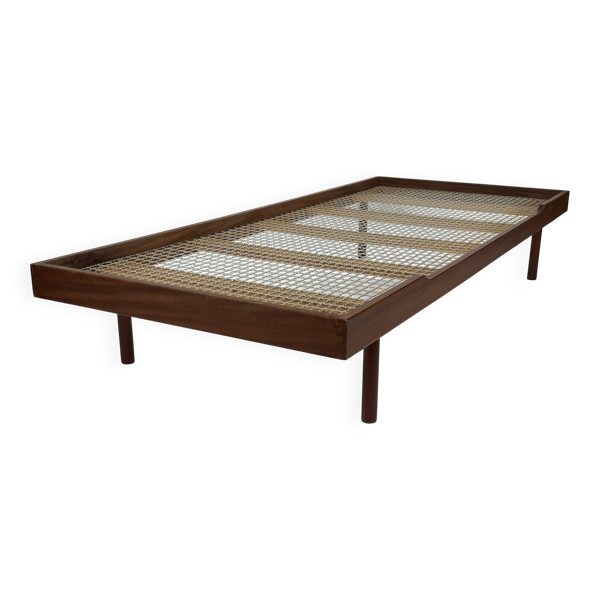 Lit de repos vintage au design minimaliste en teck des années 1960