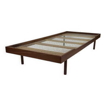Lit de repos vintage au design minimaliste en teck des années 1960