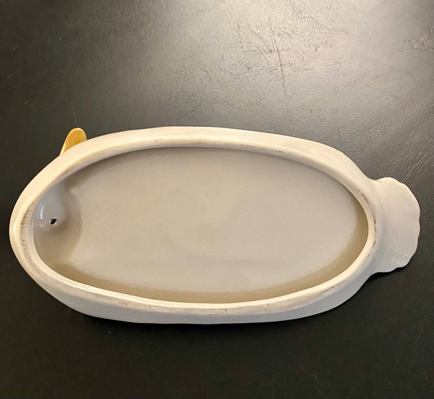 1 duck-shaped ceramic foie gras dish