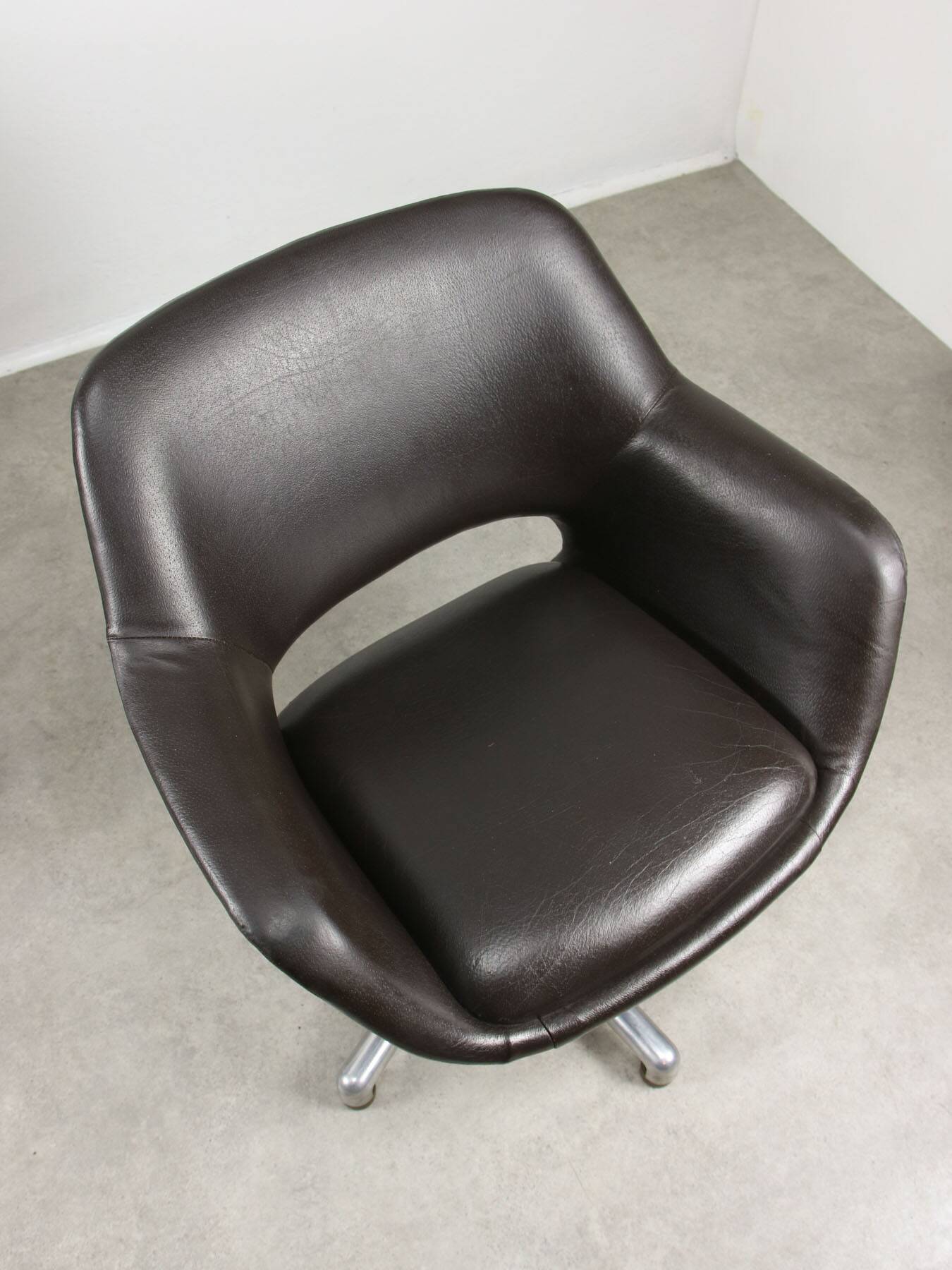 Italian Vintage Chocolate Brown Leather Office Chair