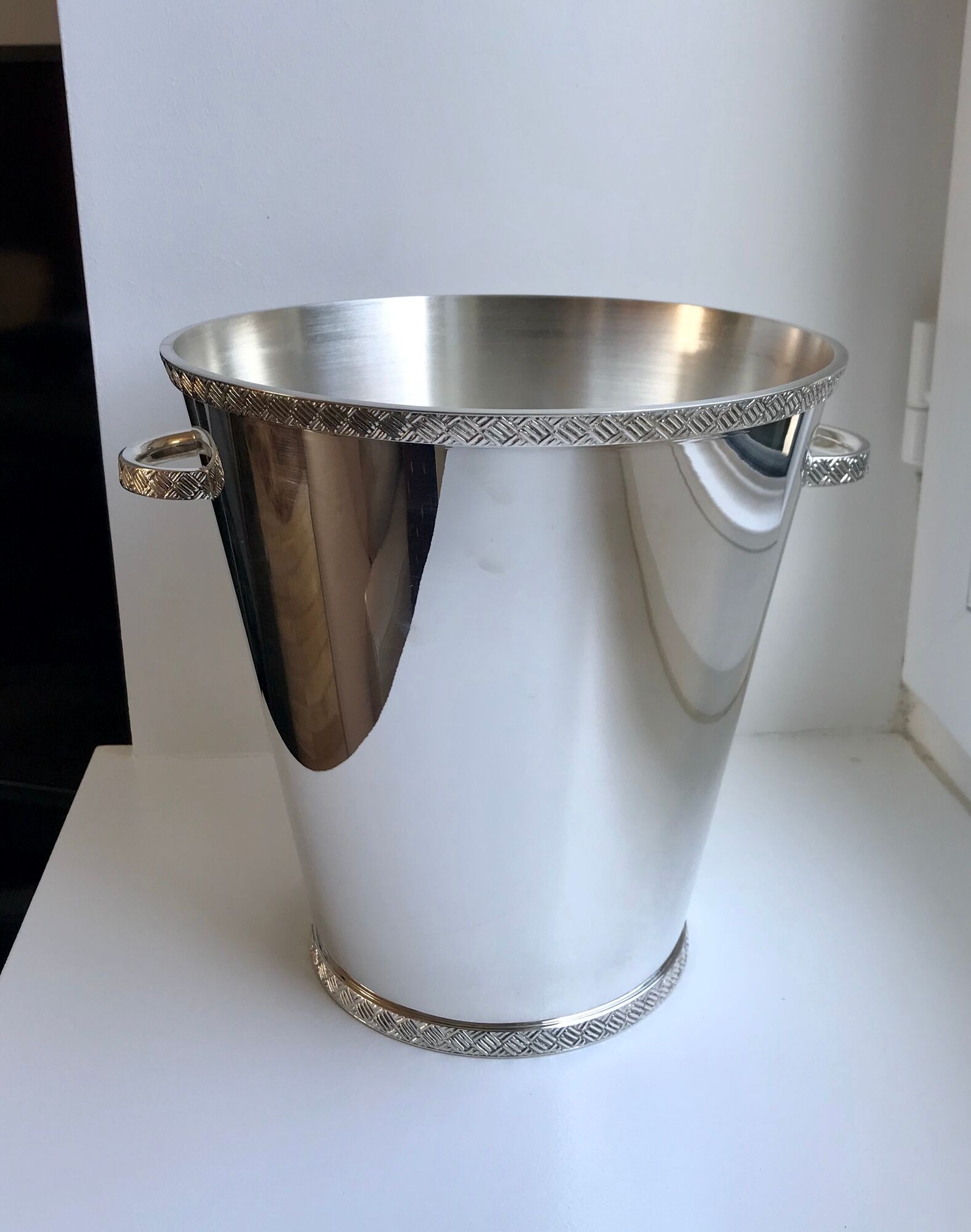 Saint Hilaire champagne bucket in silver metal