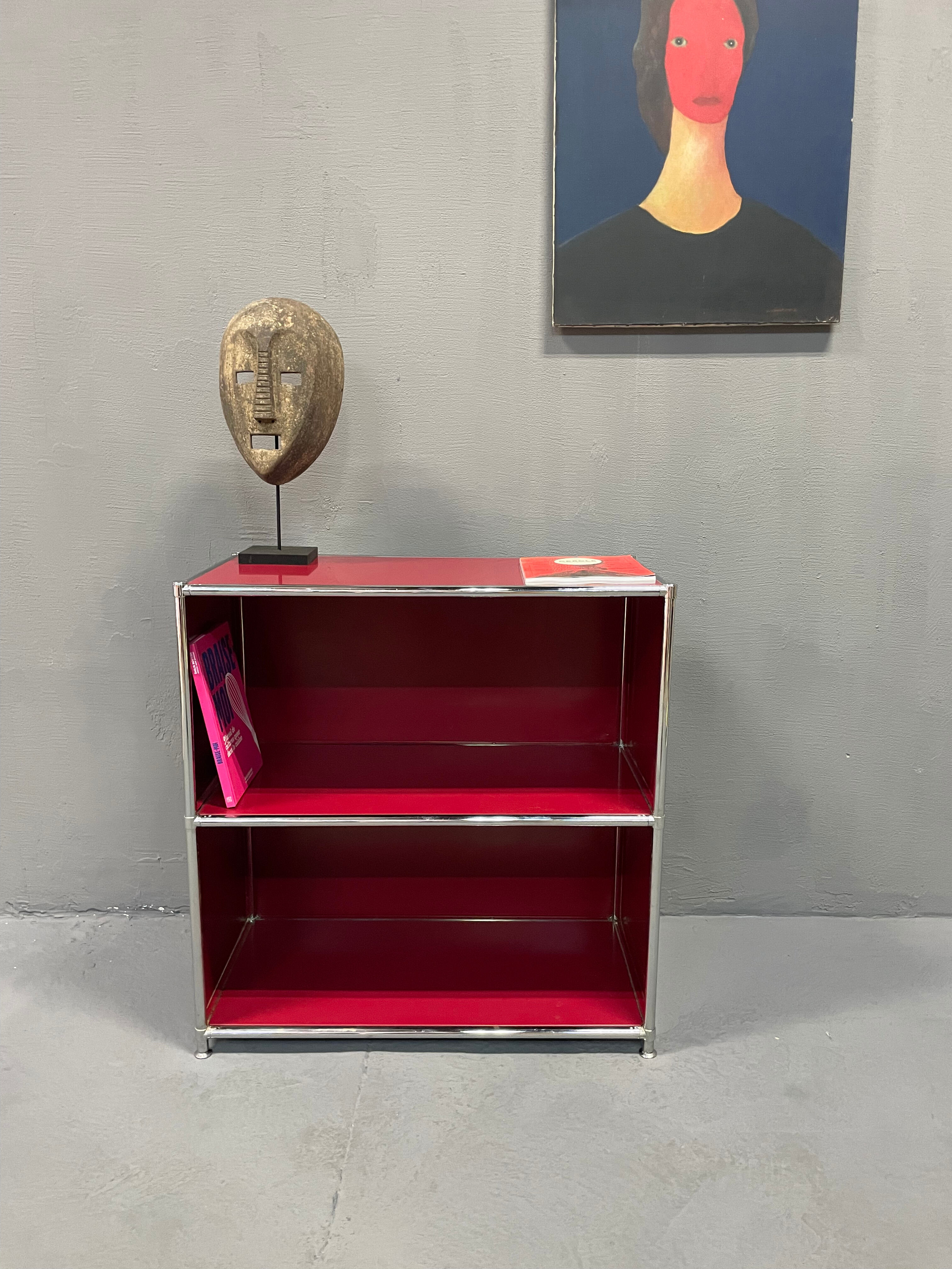 Red USM Haller Library