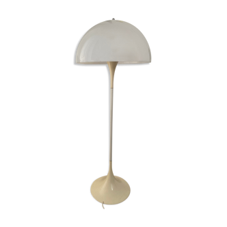 Lampadaire Panthella de Verner Panton