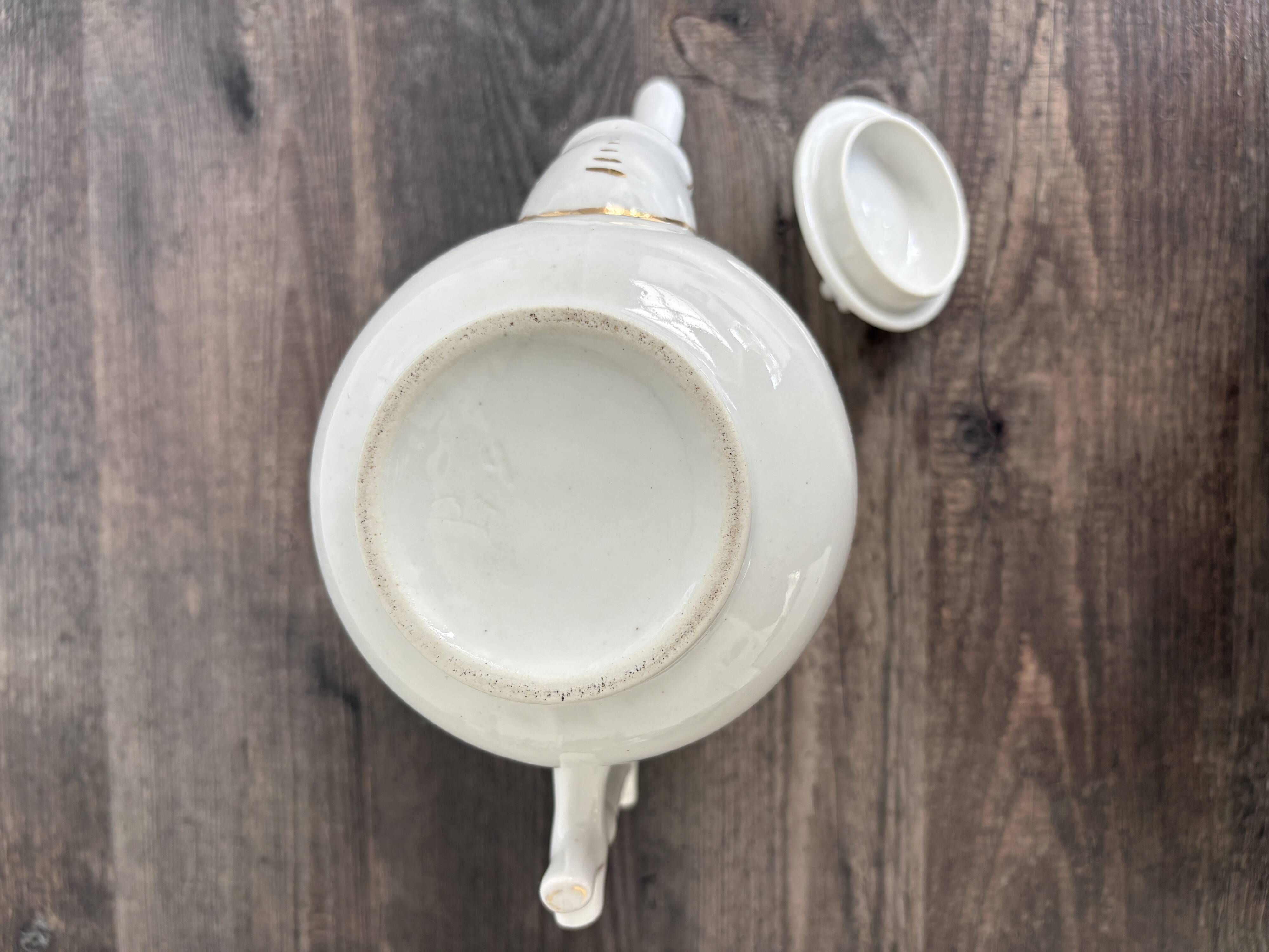 Antique 19th century Japanese style teapot