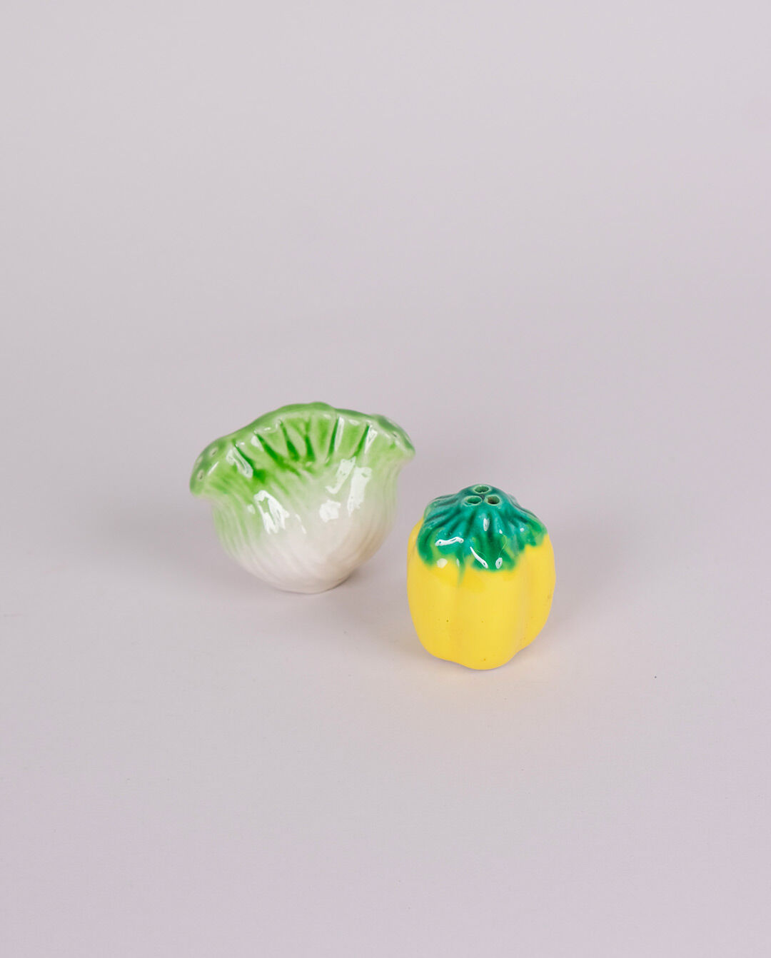 Fennel and pepper salt shakers