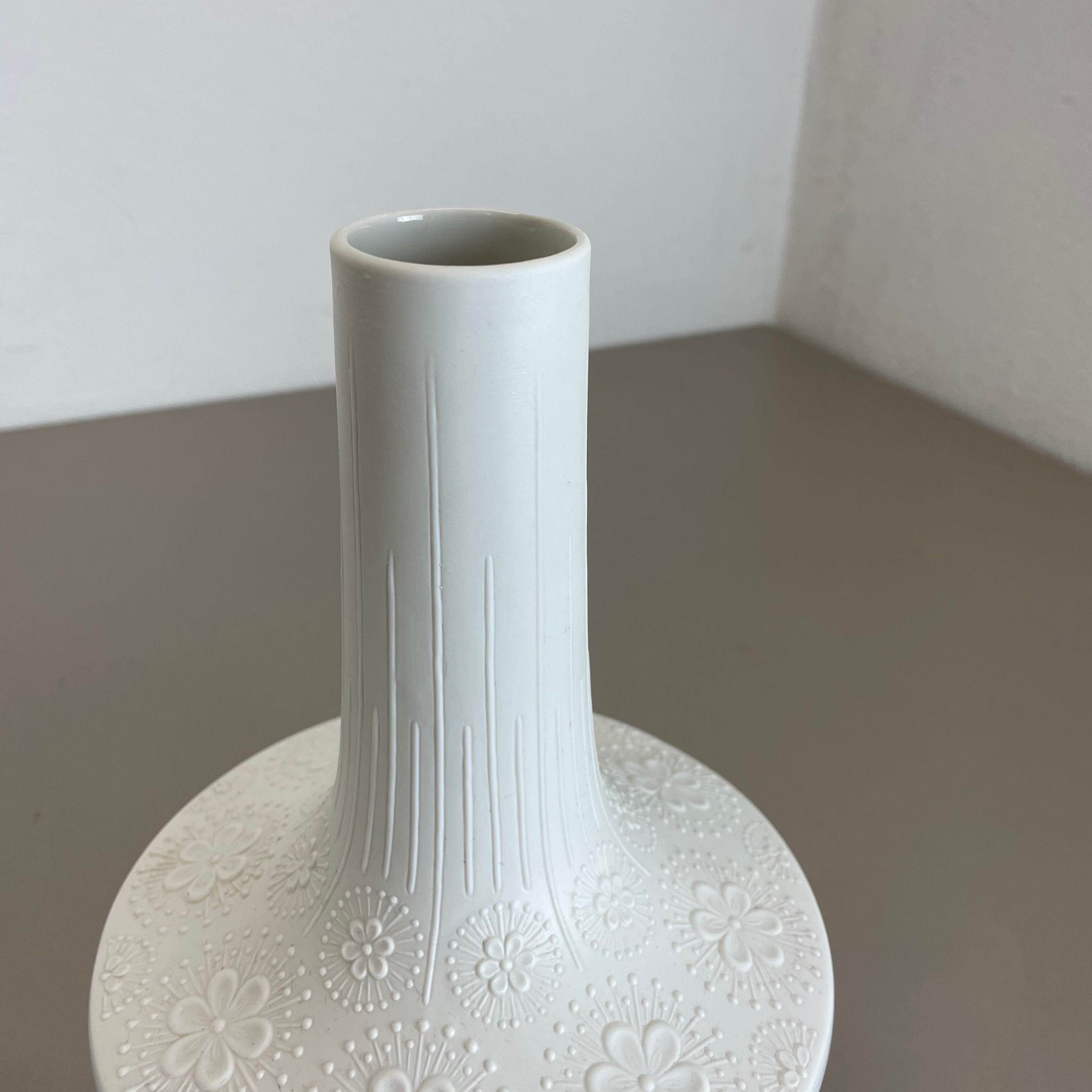 Set of 2 Op Art Biscuit Porcelain Ufo Vases by Edelstein Bavaria, Germany, 1970s