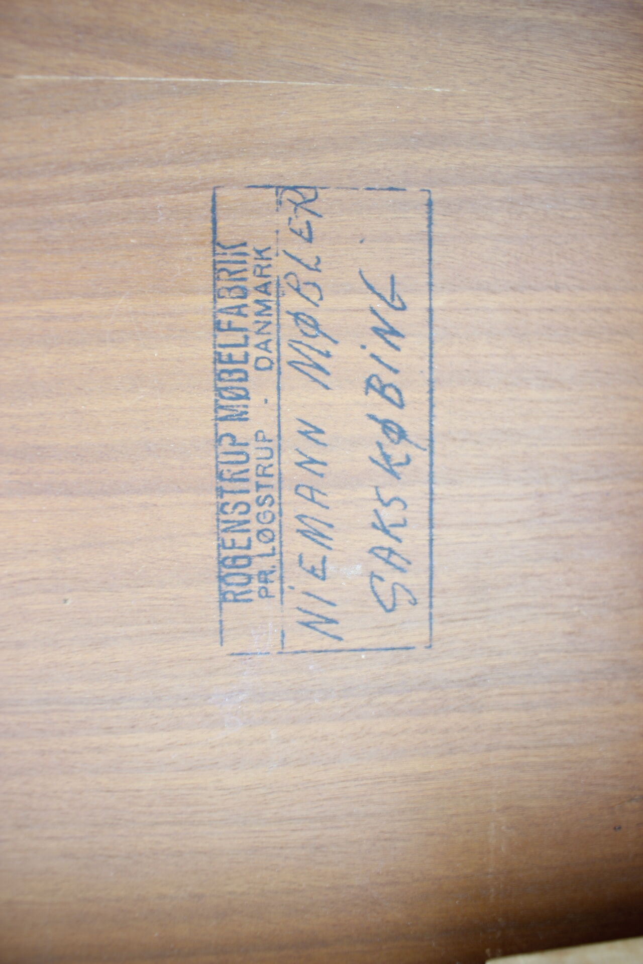 1960s Teak Extendable Dining Table by Rogenstrup Mobelfabric, Denmark