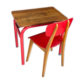 Ensemble bureau et chaise d’écolier