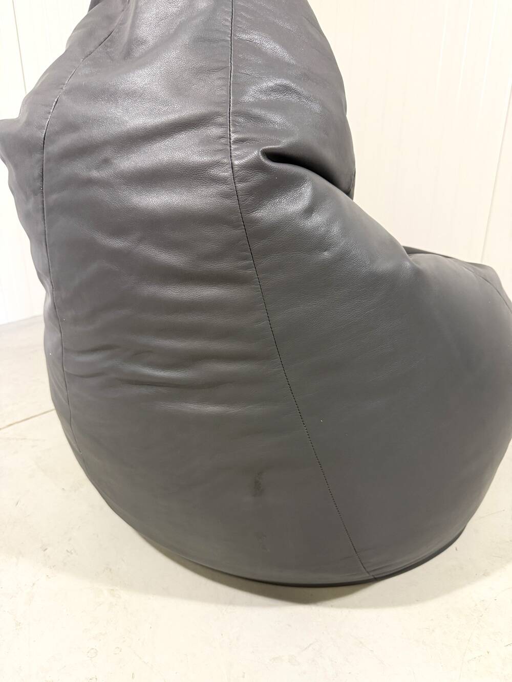 Zanotta Sacco large leather beanbag lounge chair 1980’s