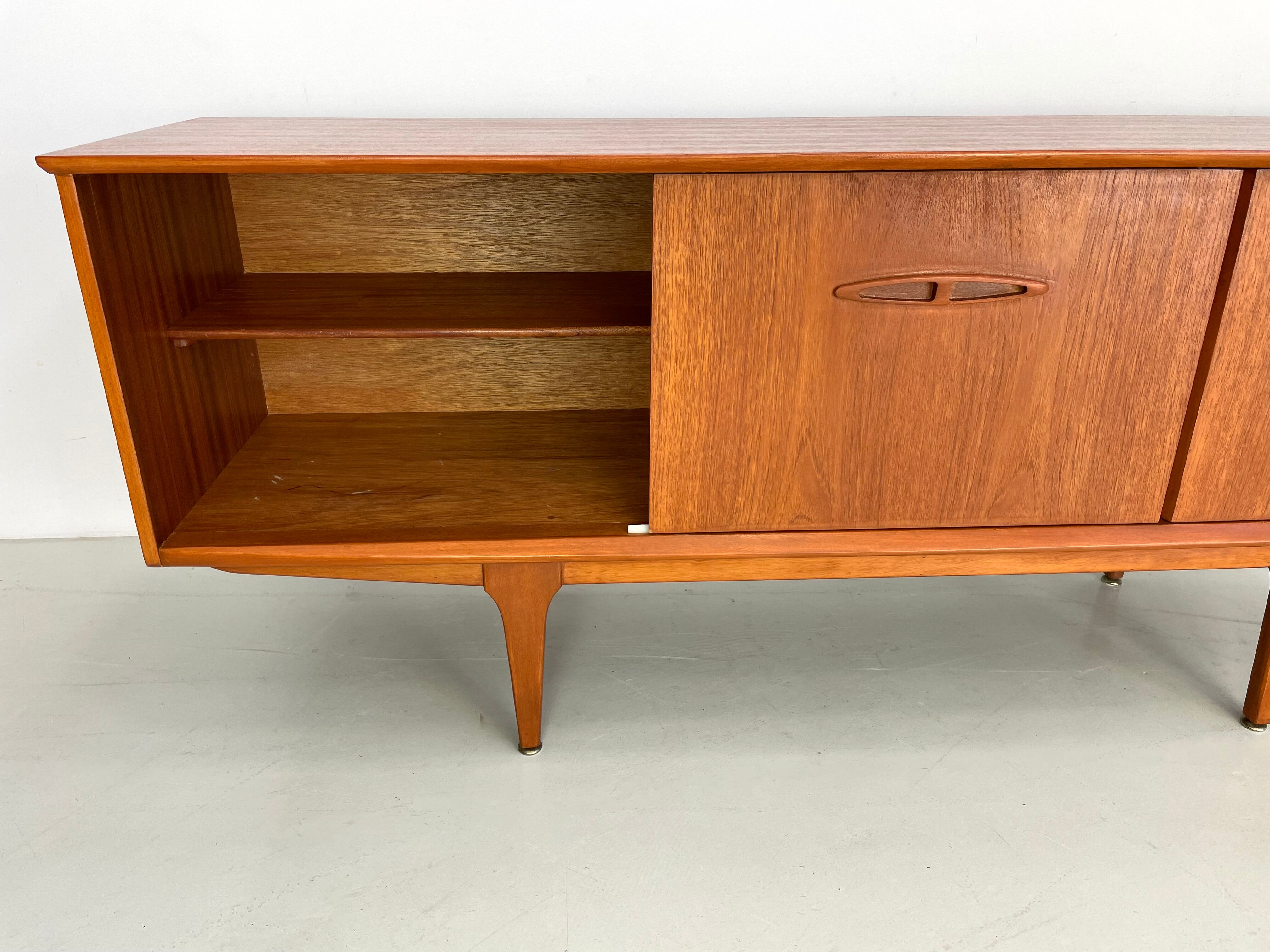 Enfilade Jentique années 1960