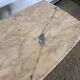 Table basse marbre base laiton vintage 1950