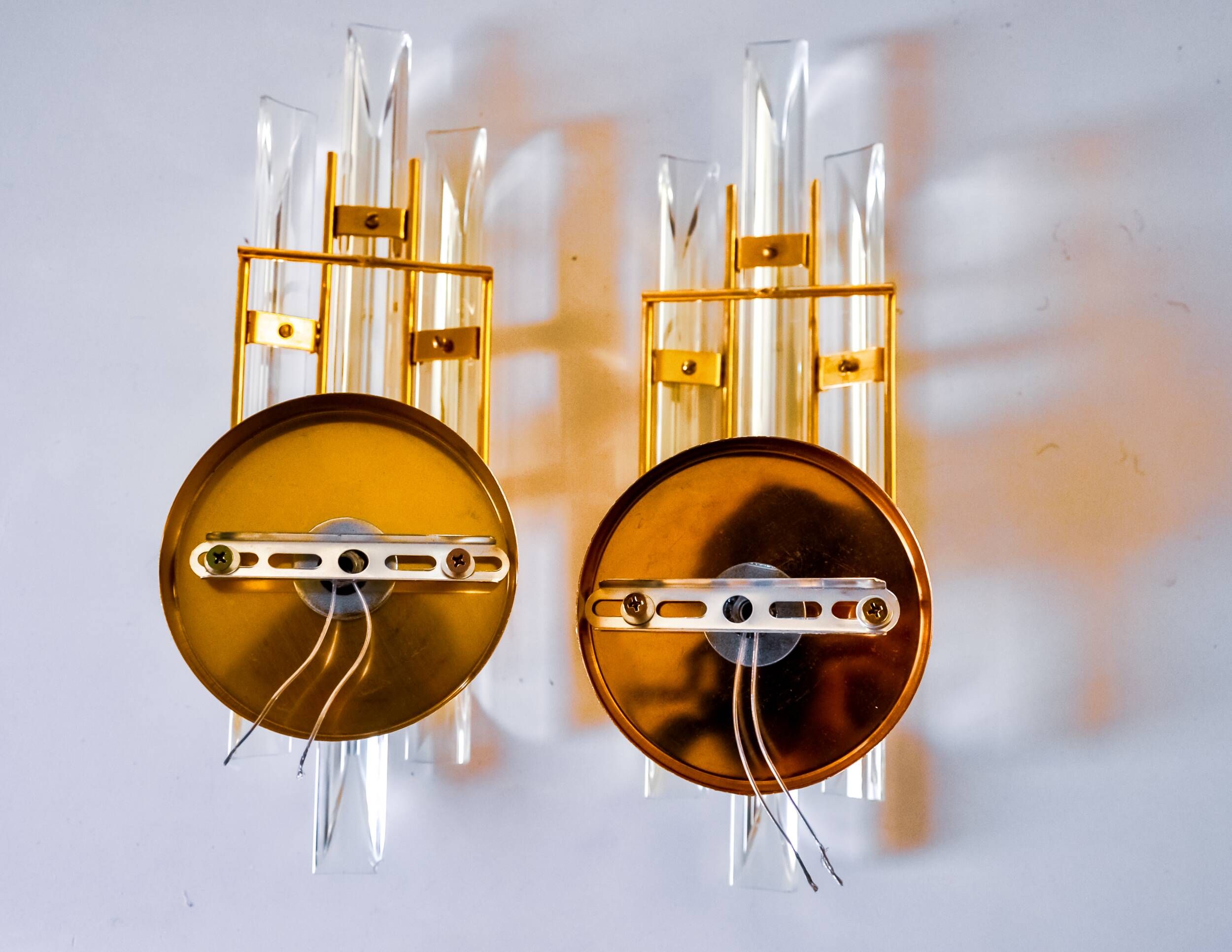 Pair of Venini wall lights, triedri glass, murano, Italy 1970