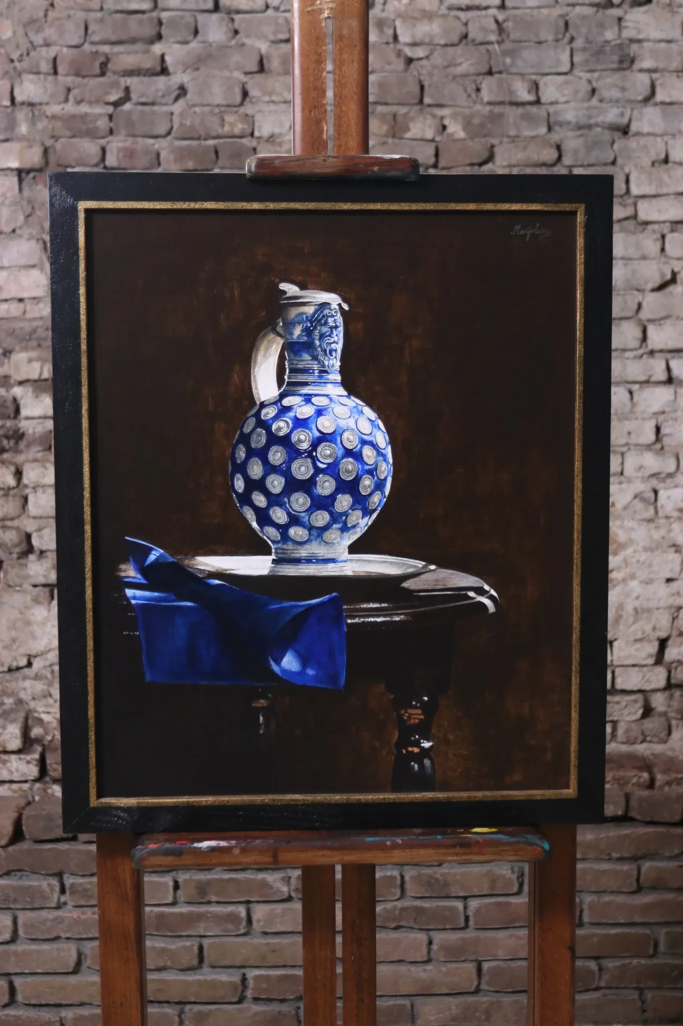 Still life with Westerwald jug on pewter plate – Marjolein van den Berg