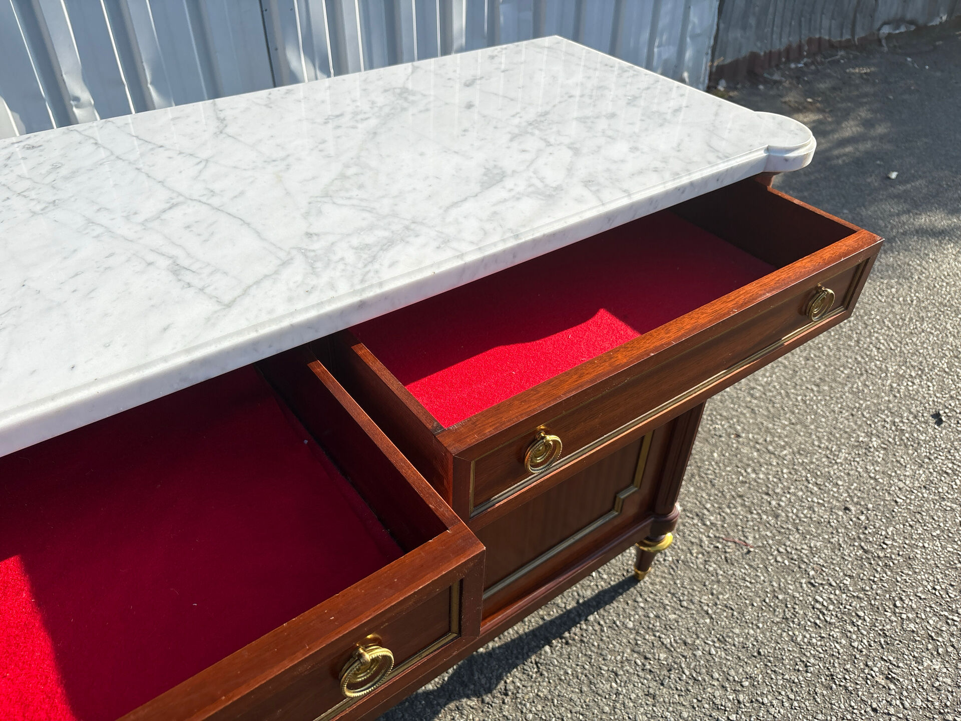 Neoclassical enfilade Maurice Hirsch