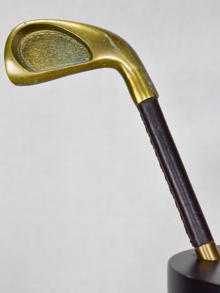 Lamppost club of golf club annees 70 leather wood and brass
