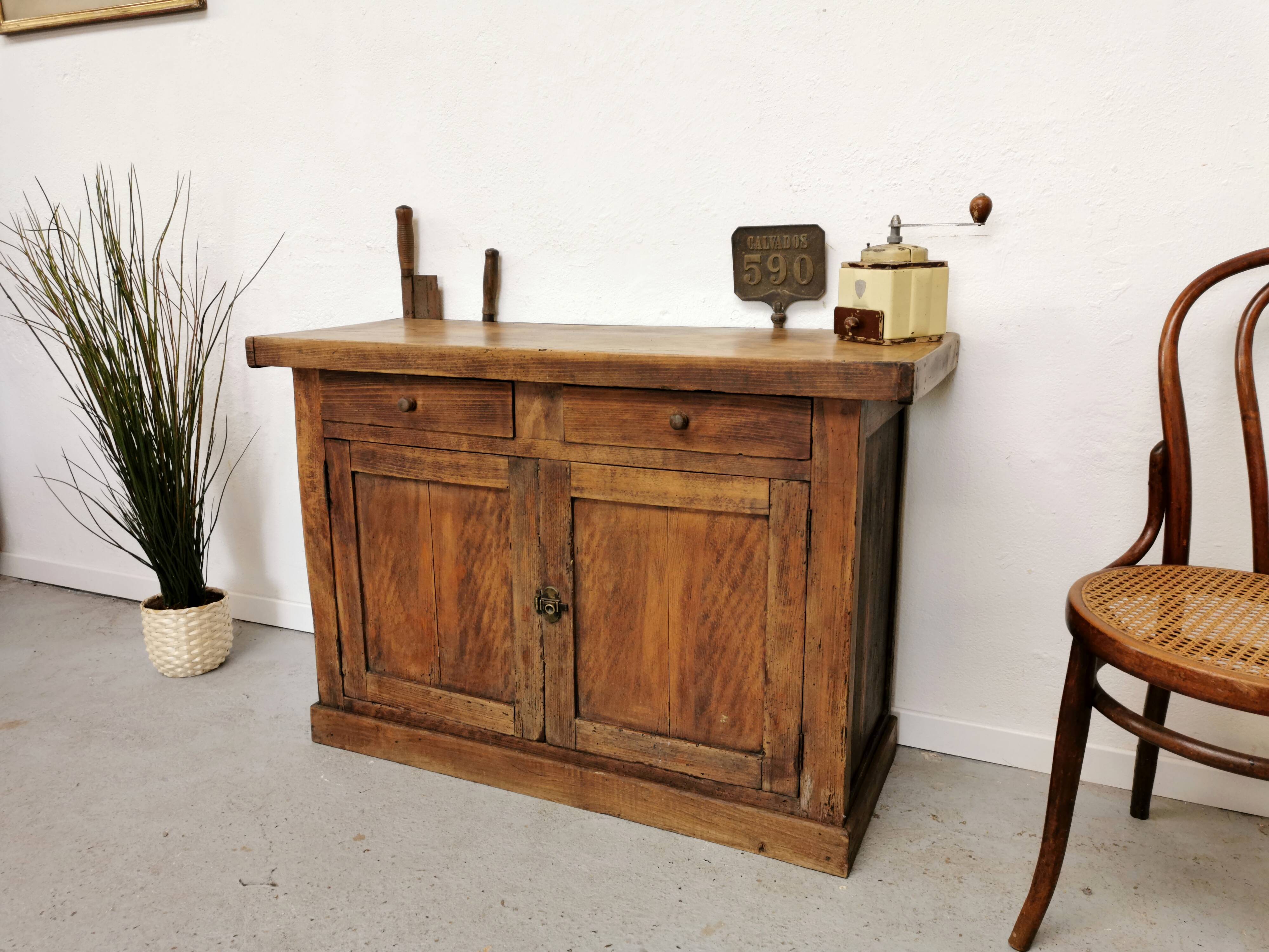 Vintage Parisian ball buffet