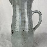 Très grand pichet/vase émaillée signé.