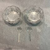 Crystal and silver-plated salt and pepper set