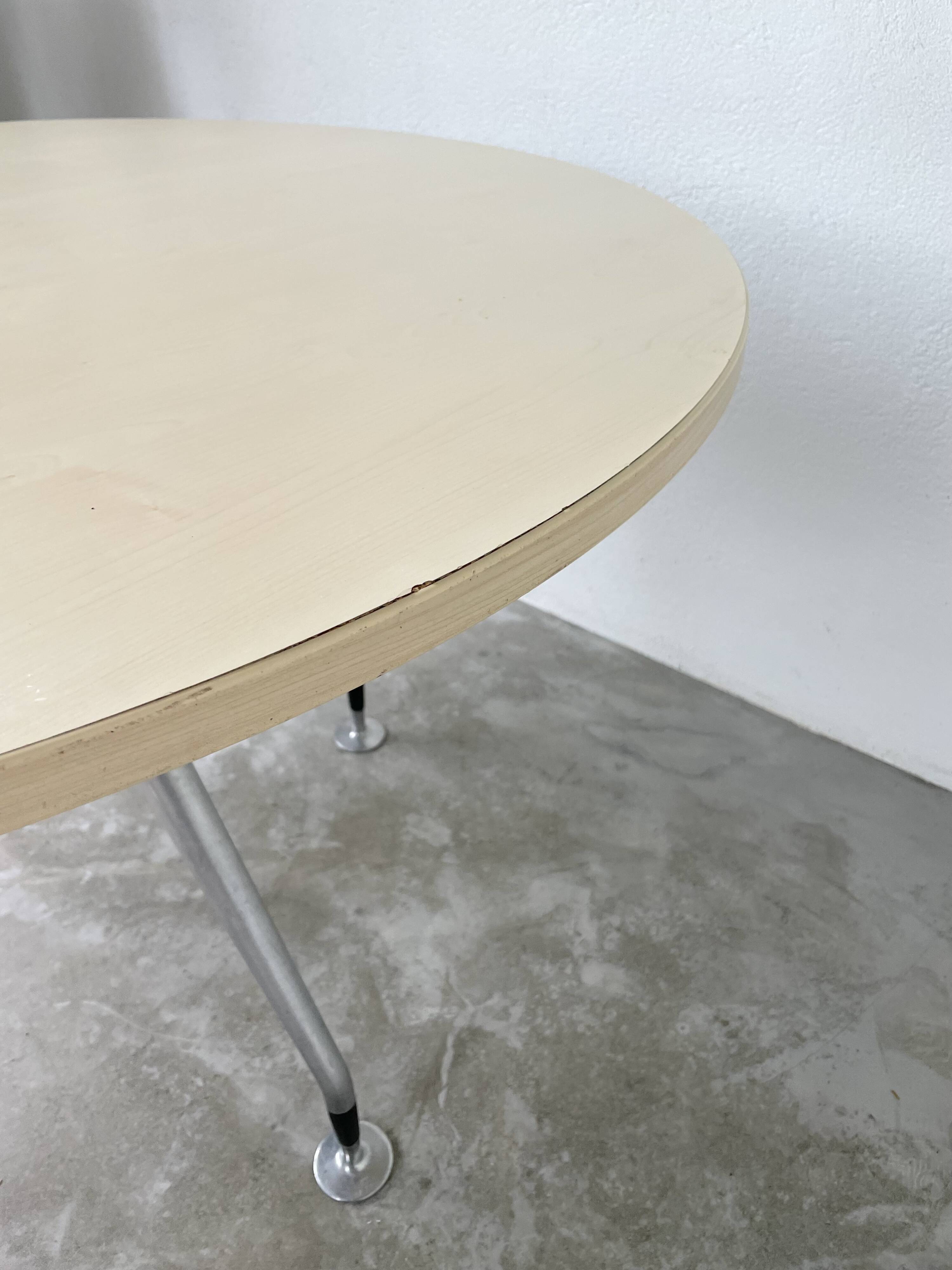 Tecno Nomos Round Table Brushed Metal