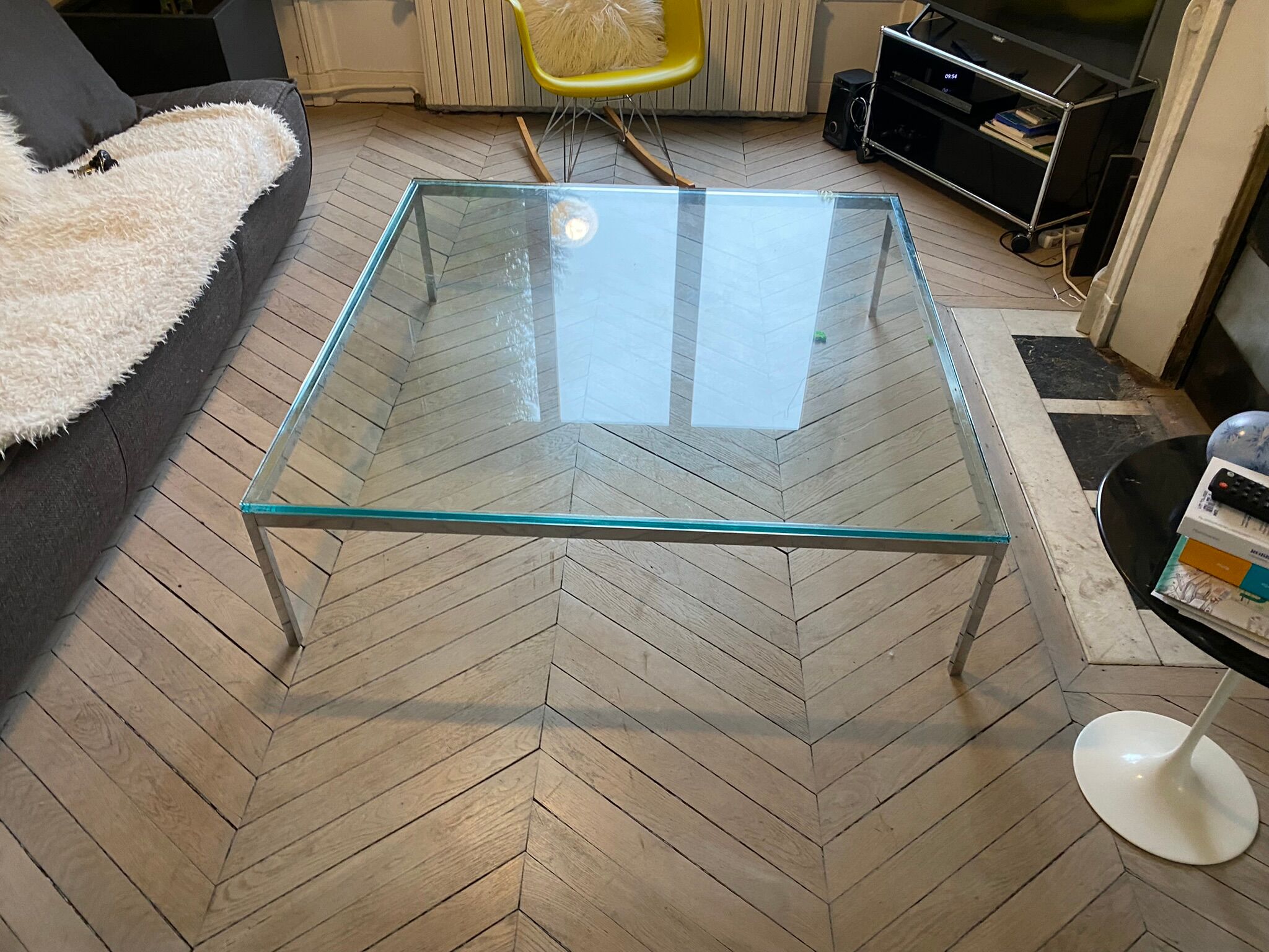Table basse design Italien verre épais et acier brossé
