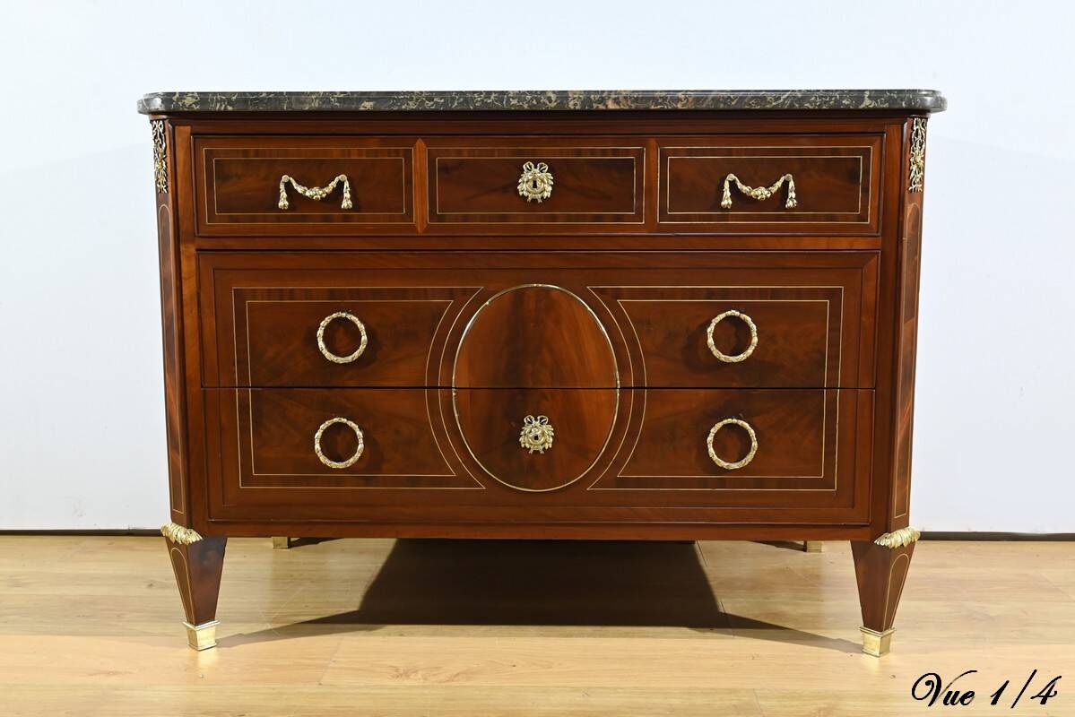 Rare mahogany commode, Louis XVI period – 2nd half of the 18th century.