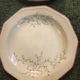 6 English Churchill plates