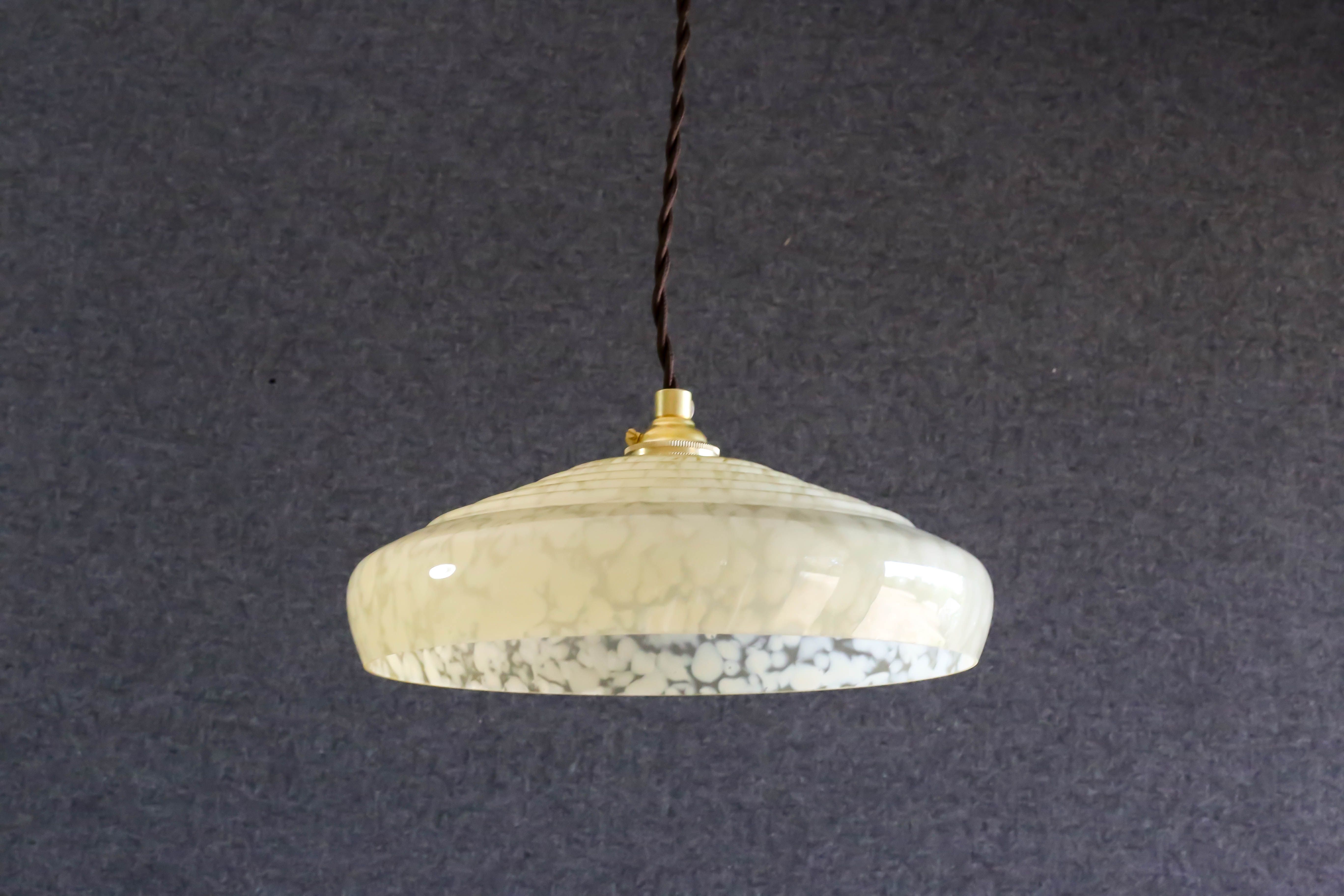 French pendant lamp in pale yellow clichy glass - delivered with new cable and brass socket