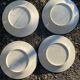 Assiettes vintage blanche et bleue