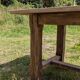 Old table in solid chene