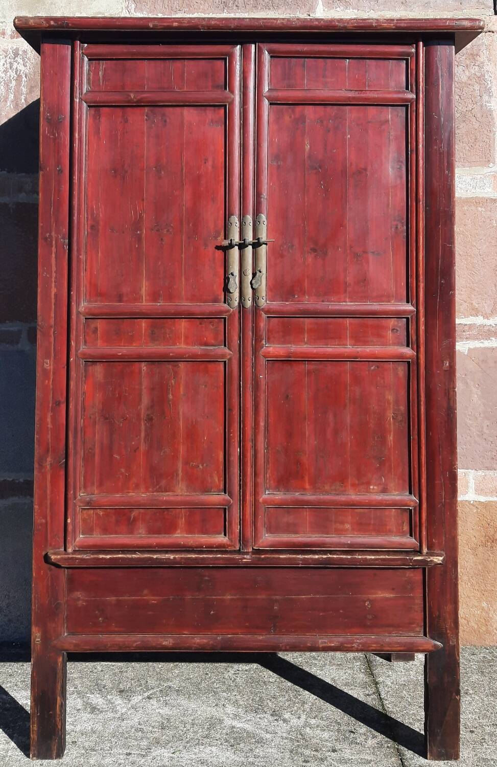 19th-century Chinese wardrobe (Height 2.6m)