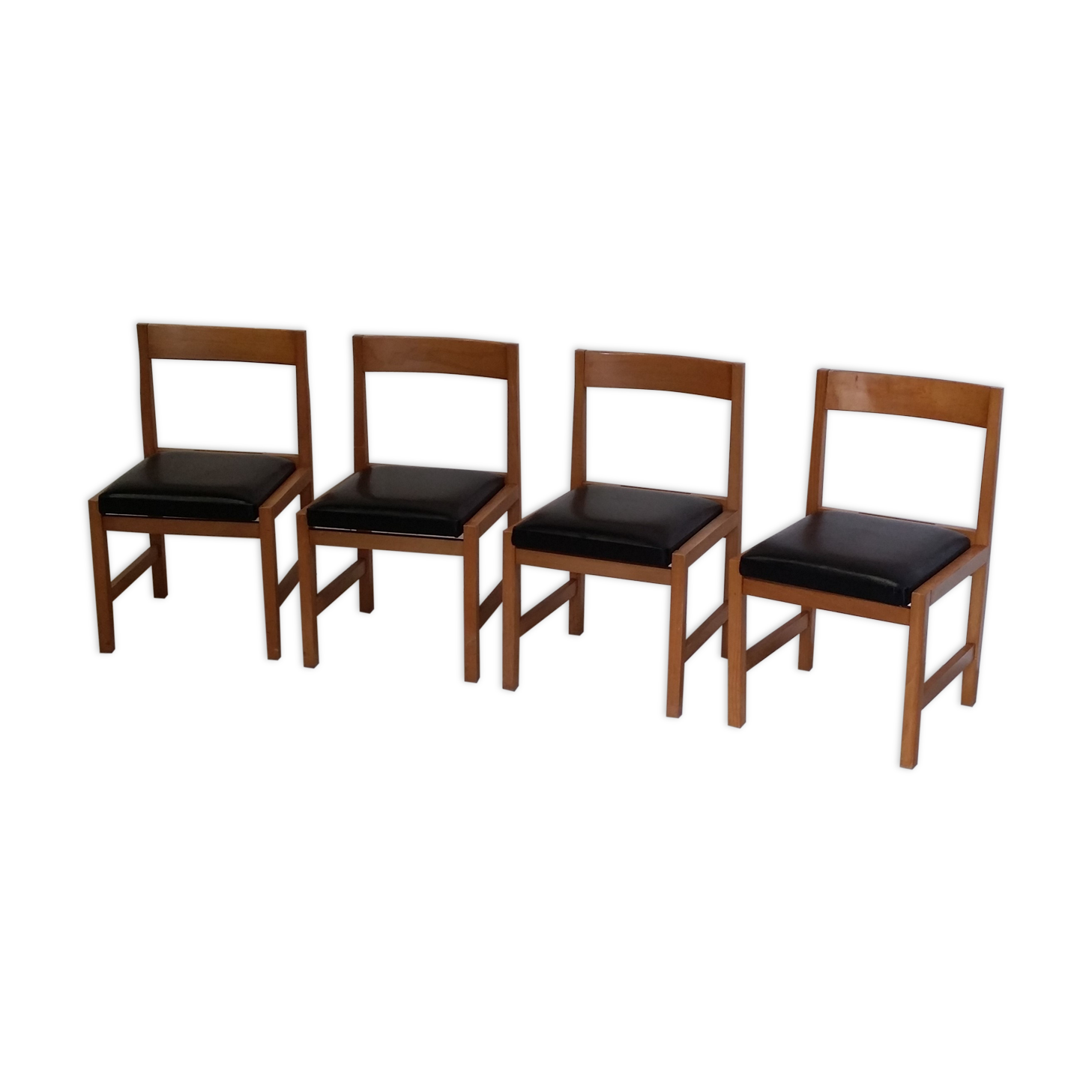 Lot of four chairs