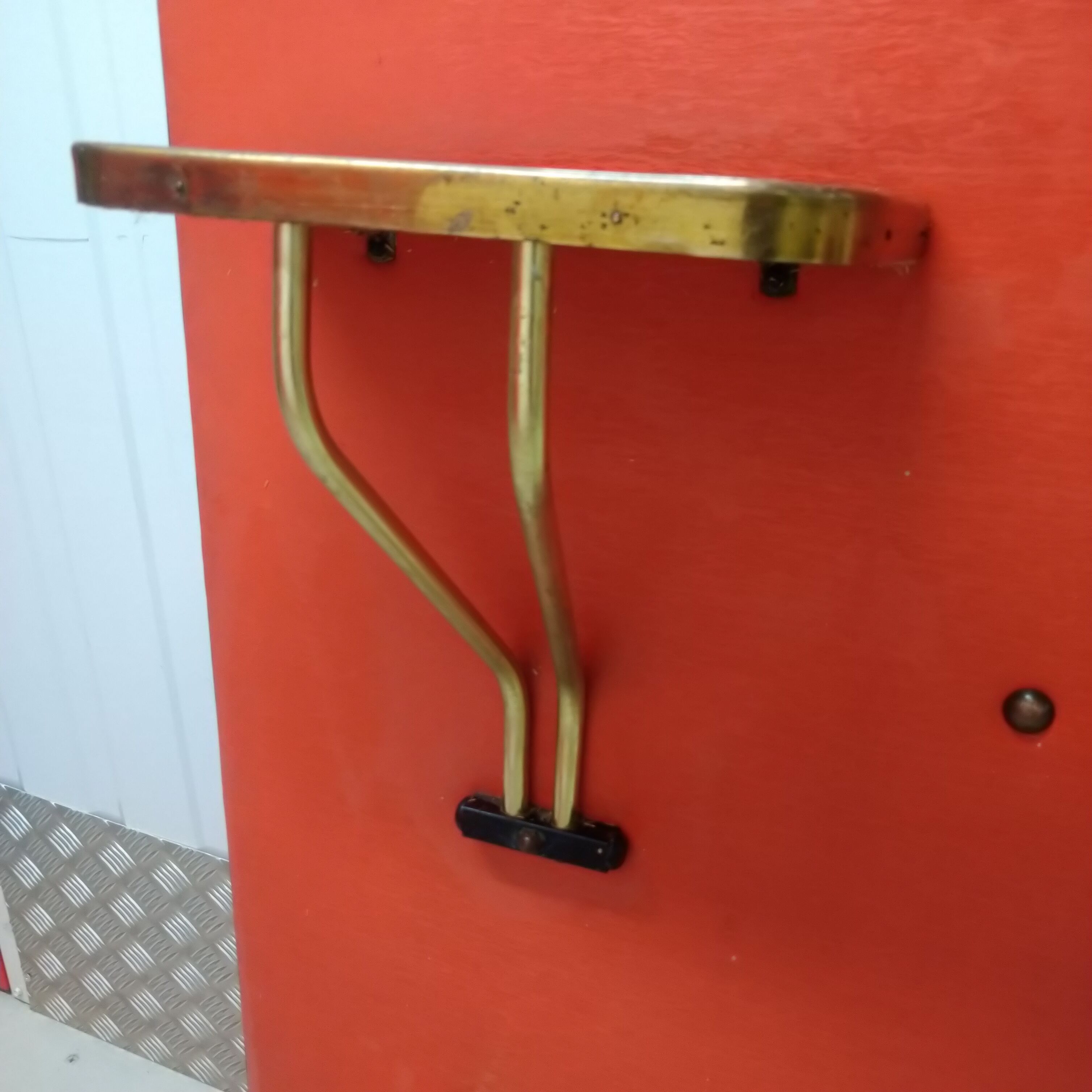Coat holder