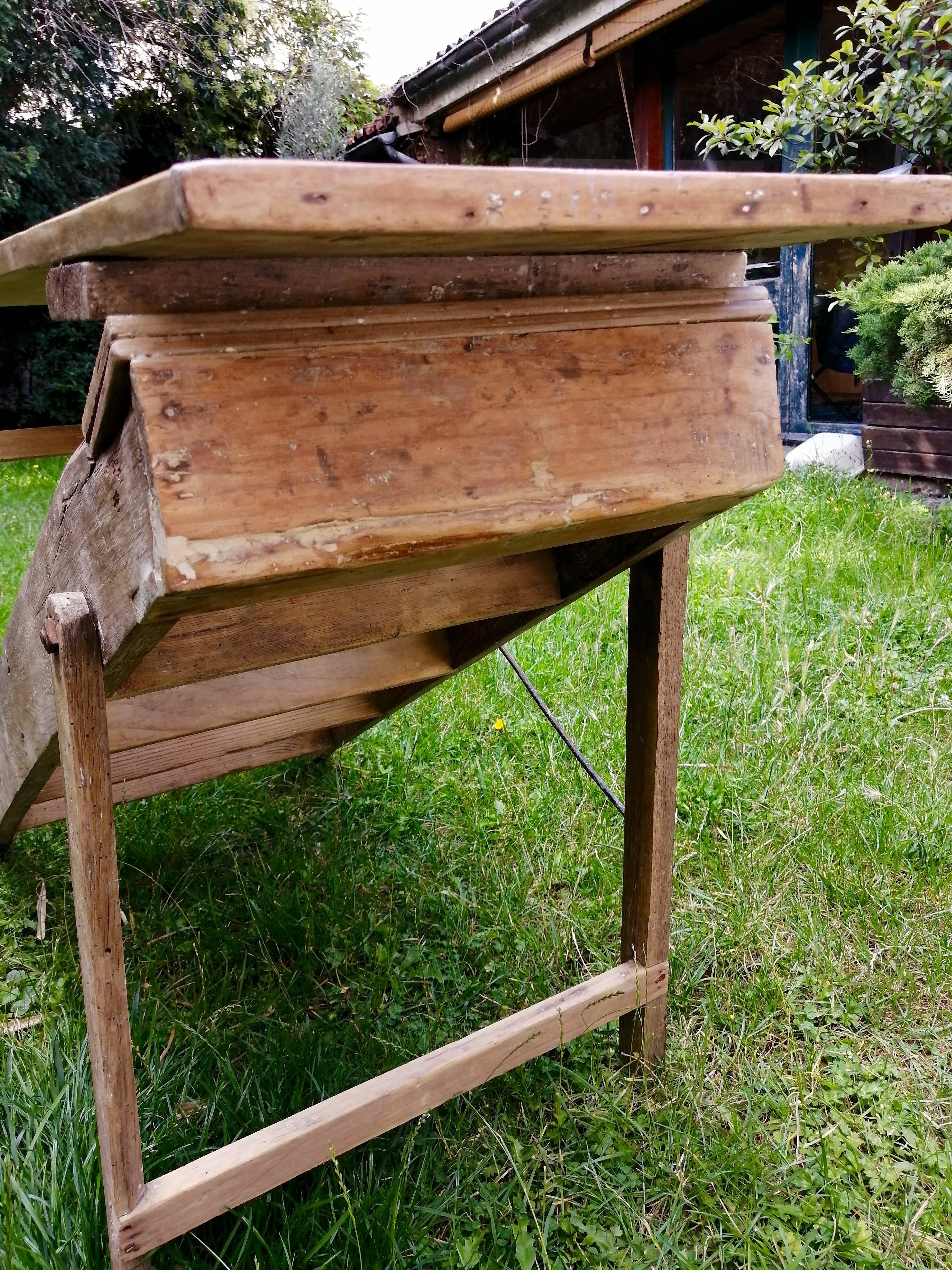 Stepladder table unique piece