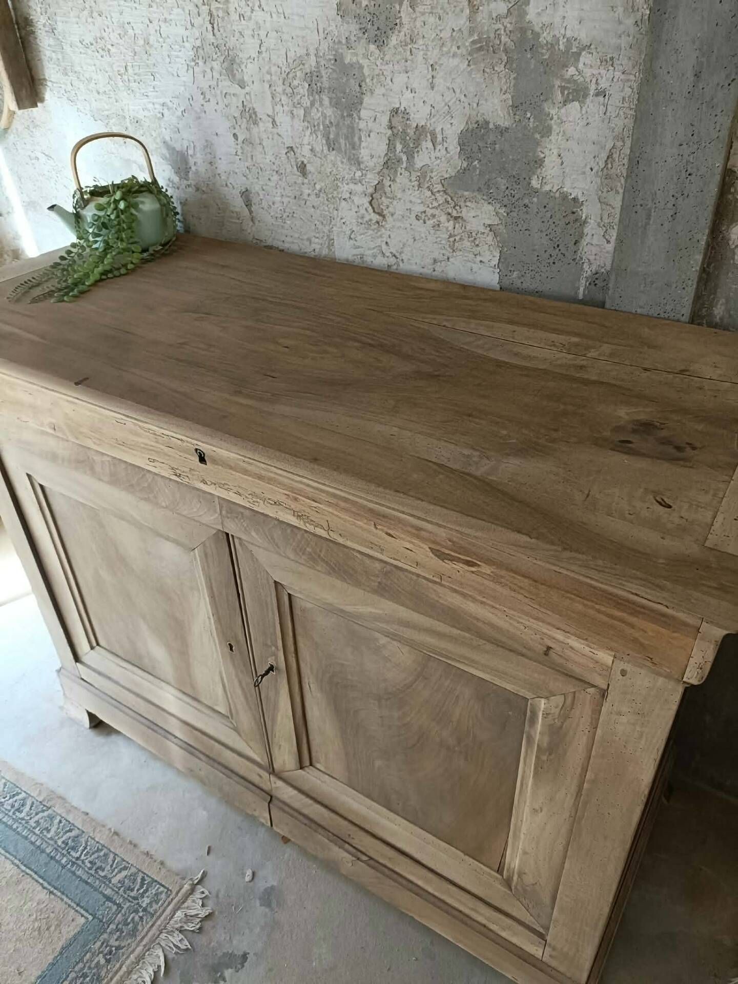 Buffet en bois