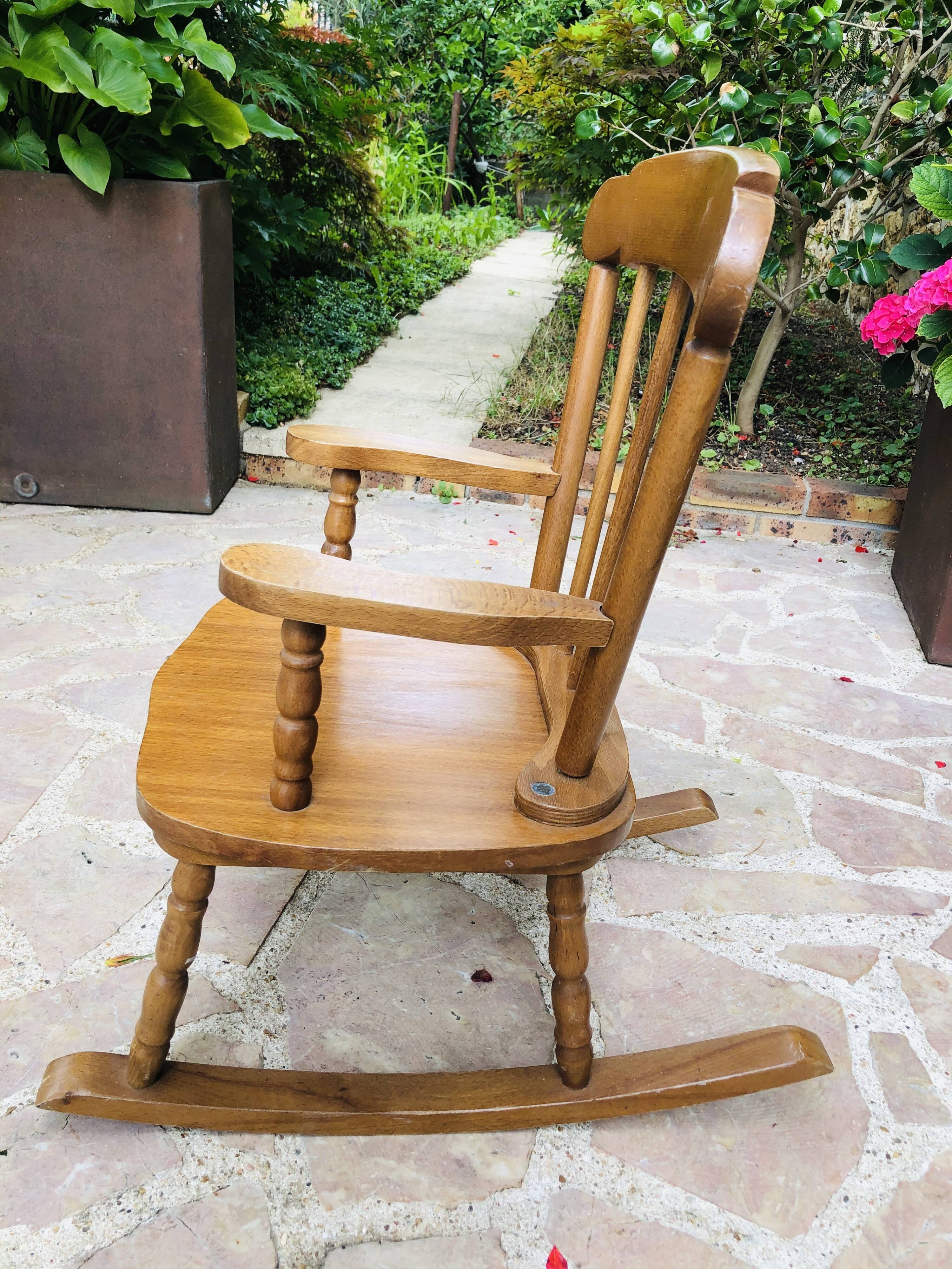 Children's chair rocking chair