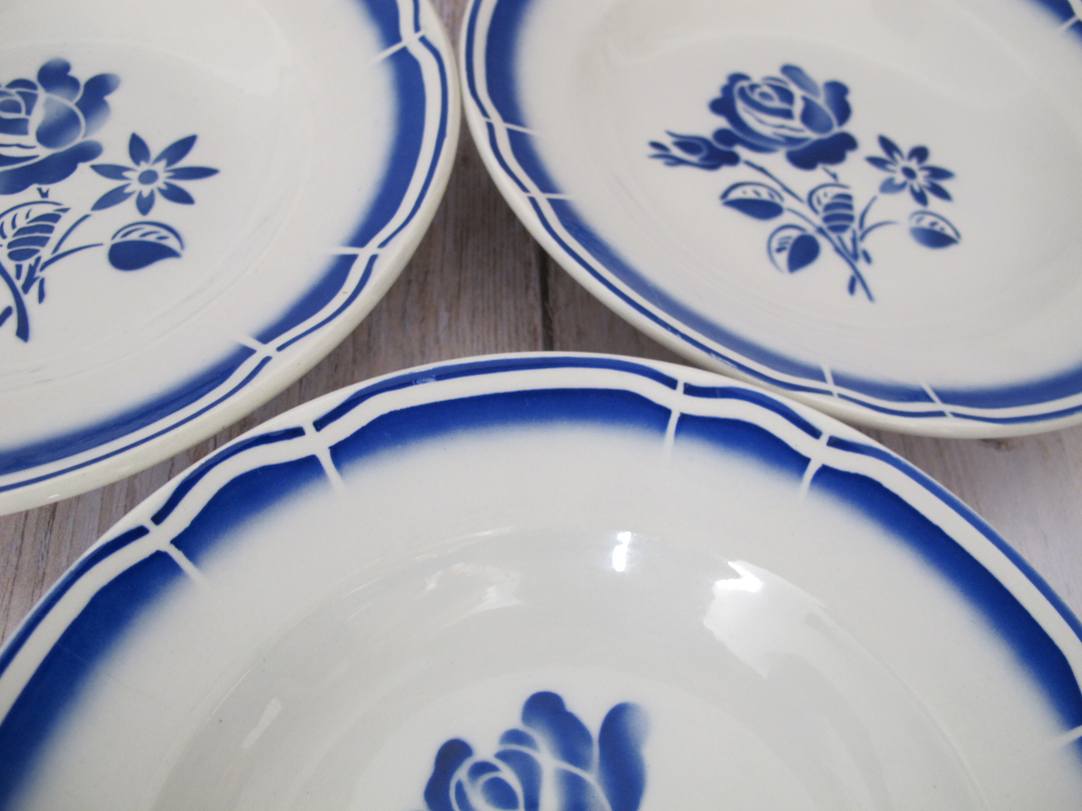 3 vintage hollow plates