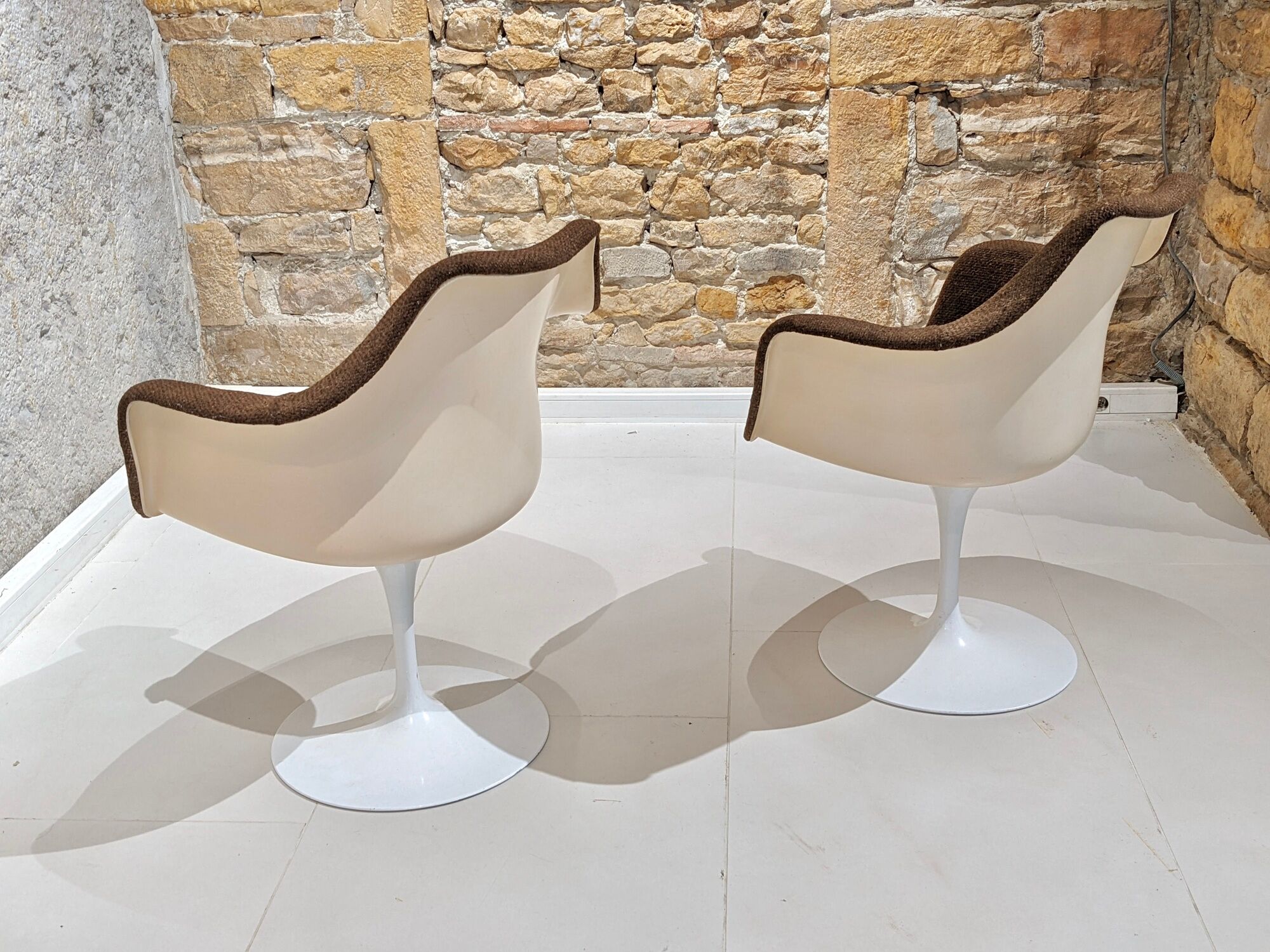 Set of 4 armchairs "Tulip" made by Eero Saarinen for Knoll