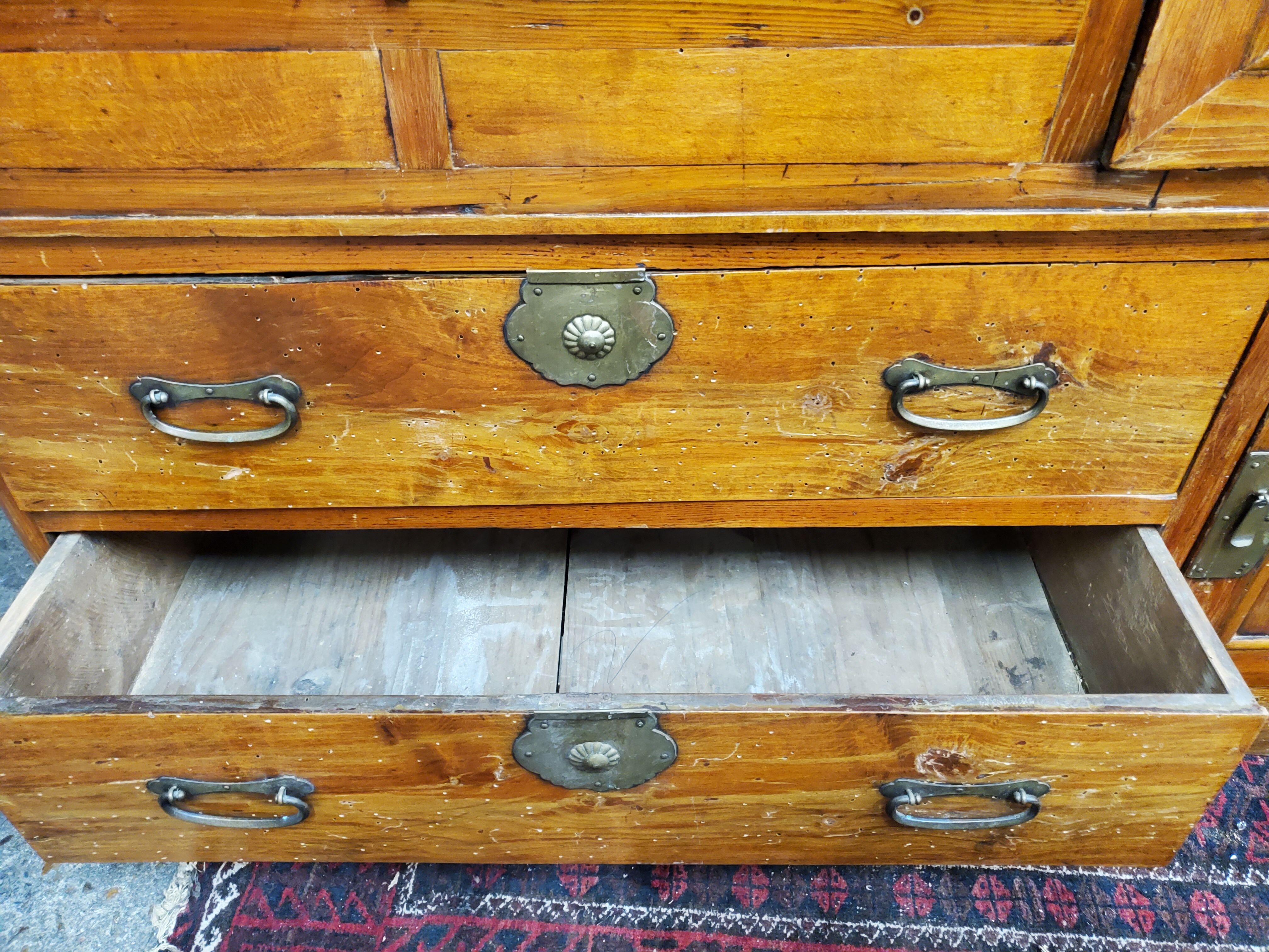 Meuble de rangement armoire chinoise