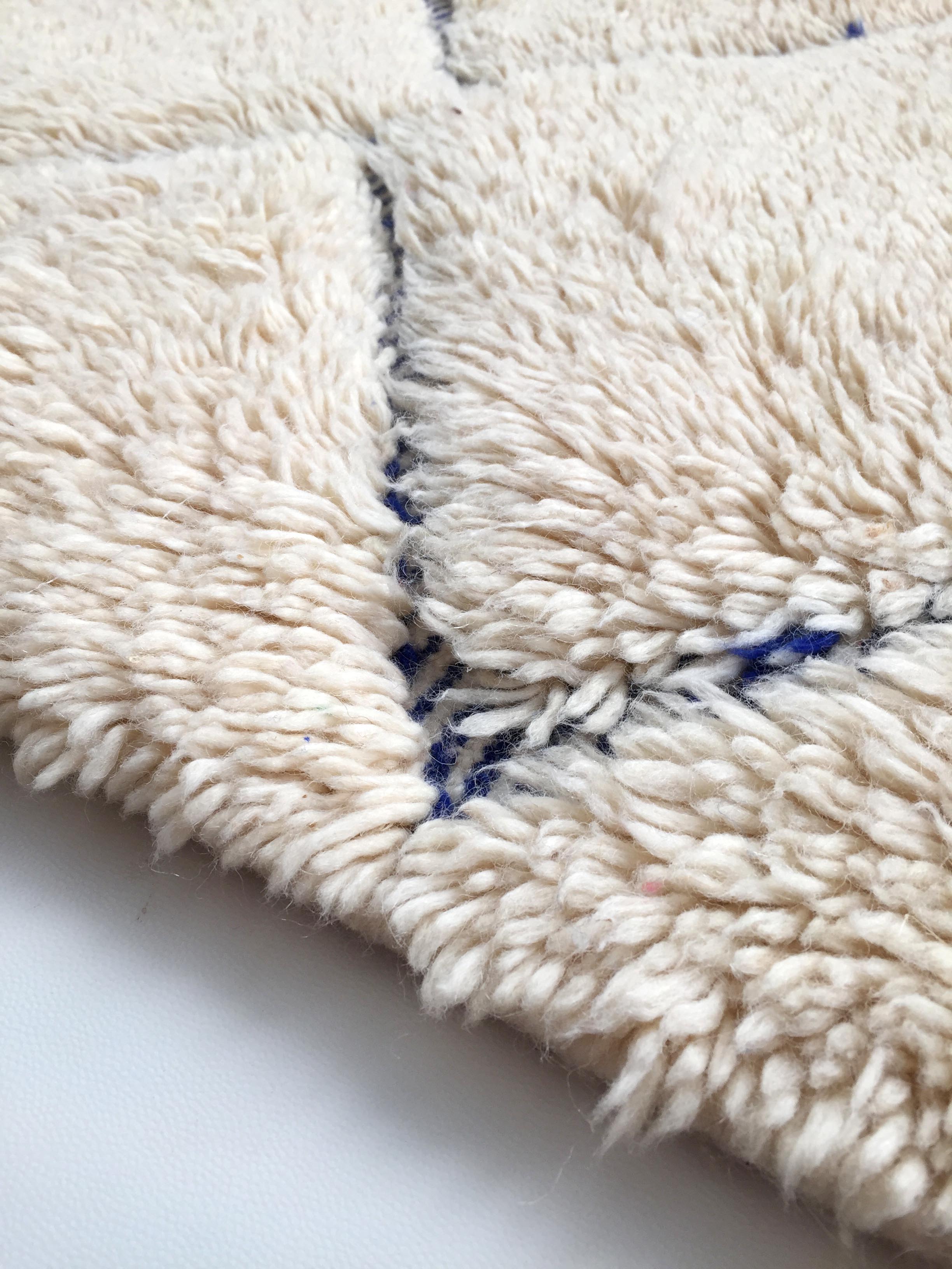 Moroccan Berber carpet blessed ouarain ecru corridor with blue diamonds engraved 312x68cm