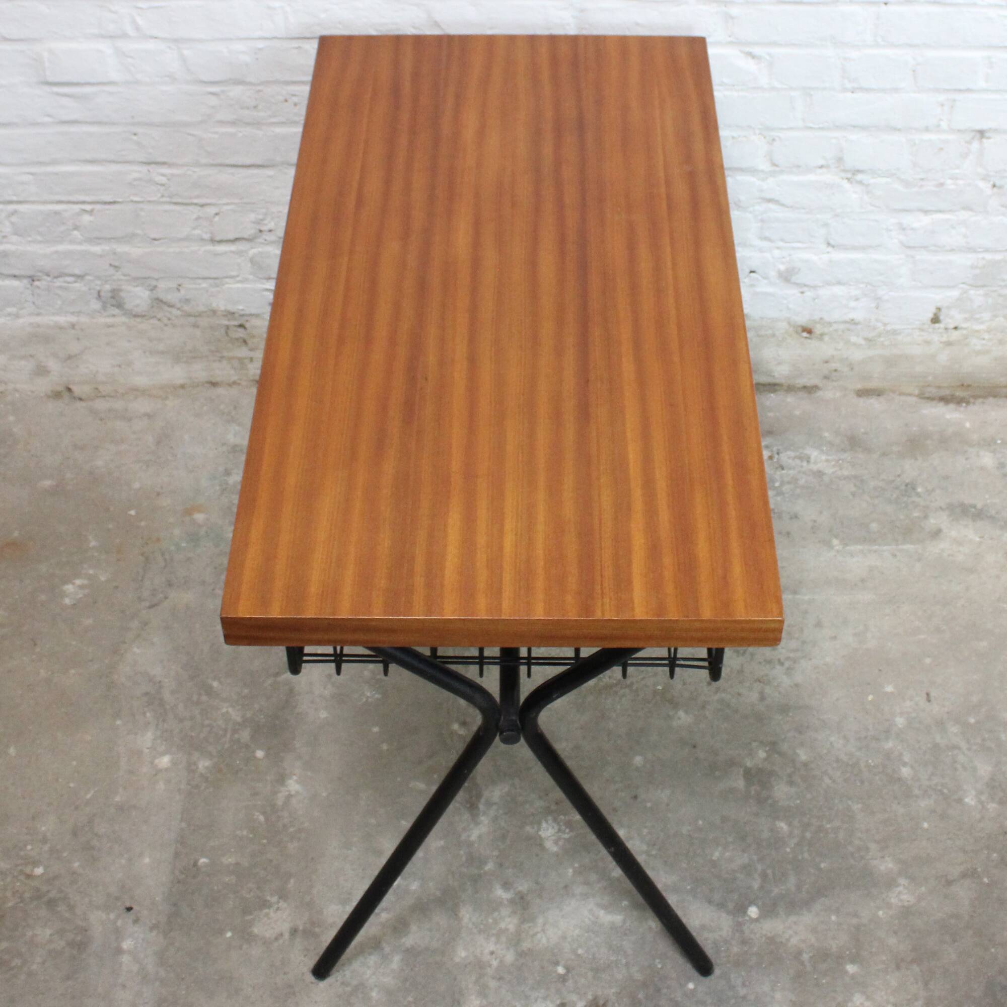 Desk "Johnny" by Pierre Guariche for Meurop 1963