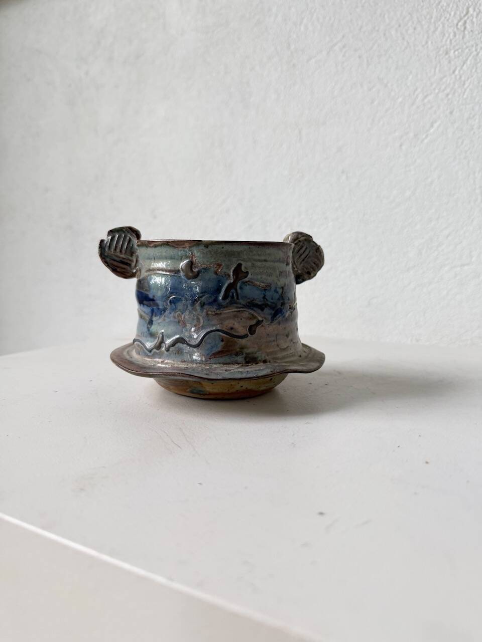 Yvon Gauchot ceramic bowl with handles